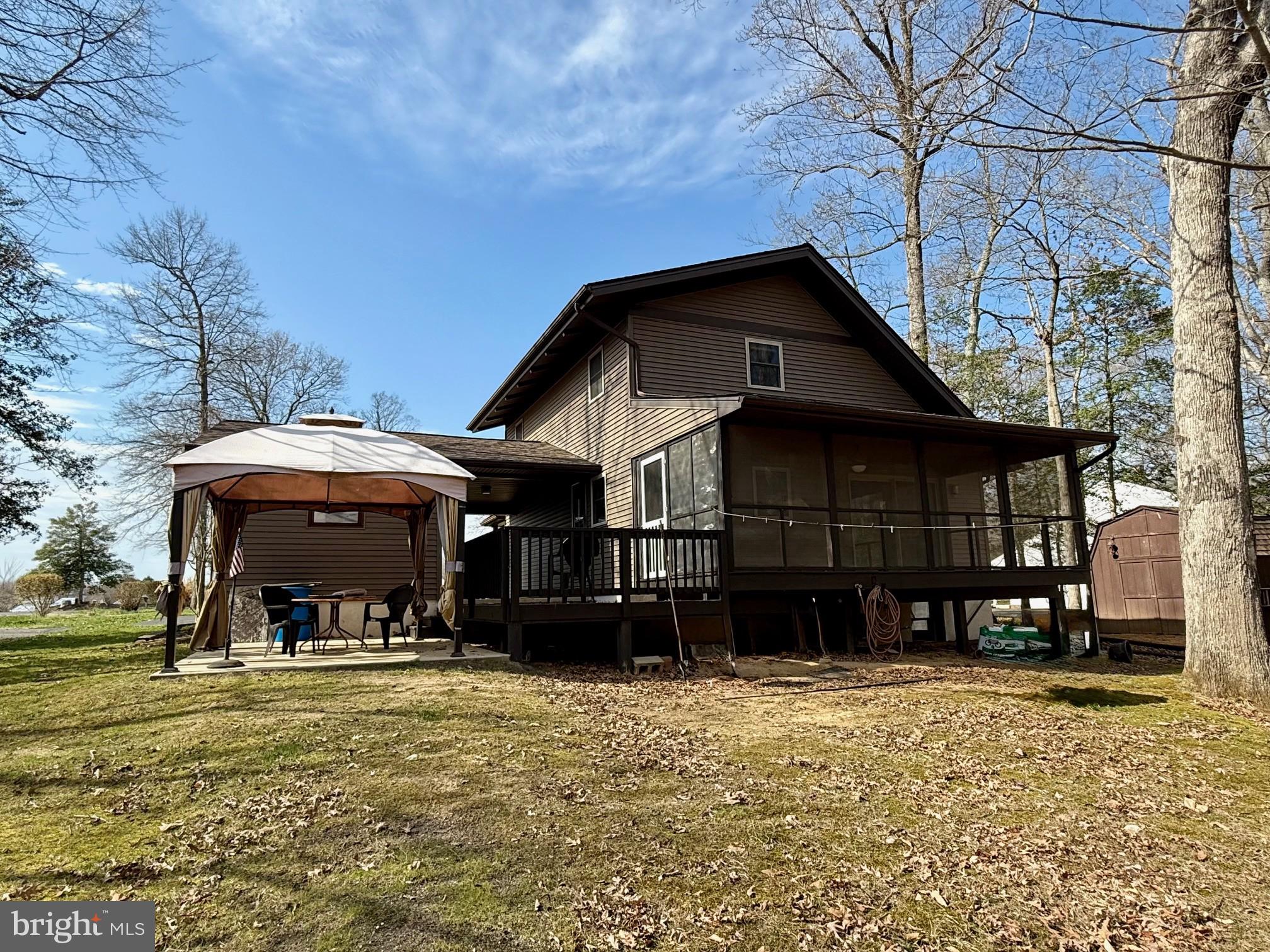 BRETON BAY/SOCIETY HILL - Residential