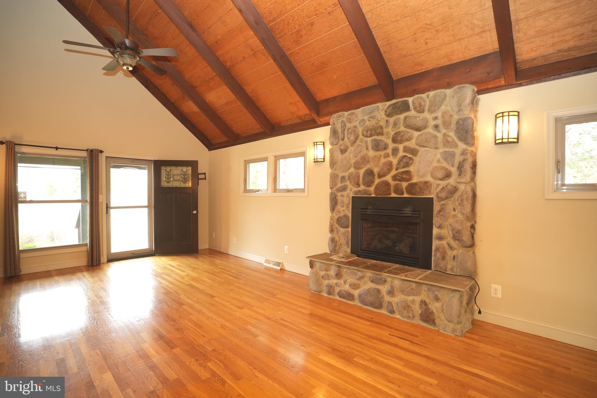 BRETON BAY/SOCIETY HILL - Residential