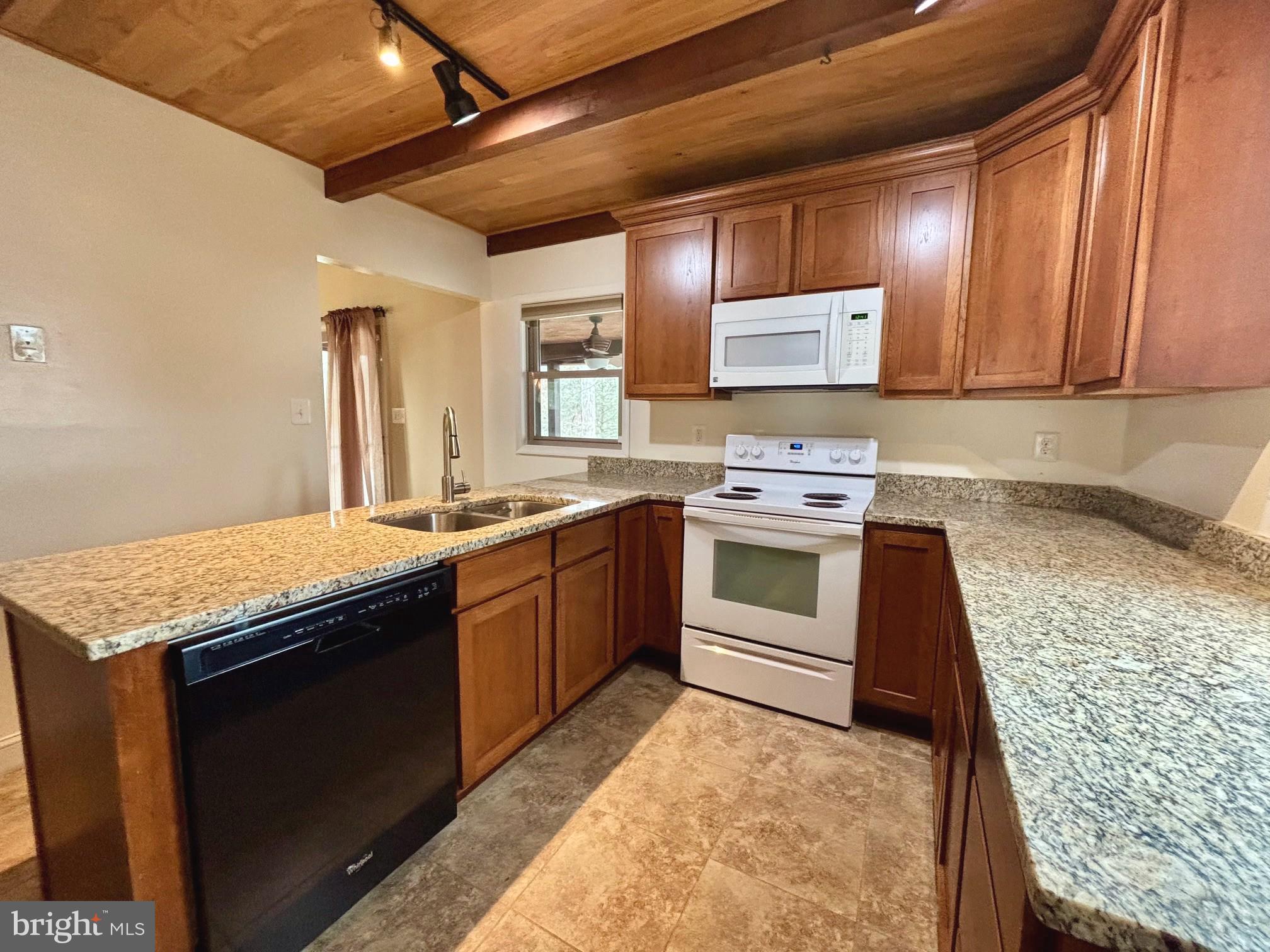 BRETON BAY/SOCIETY HILL - Residential