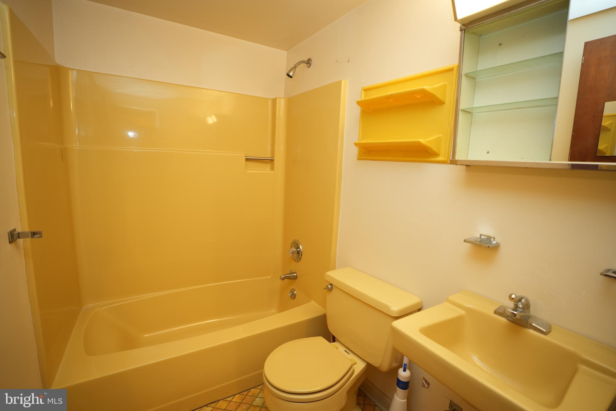 BRETON BAY/SOCIETY HILL - Residential