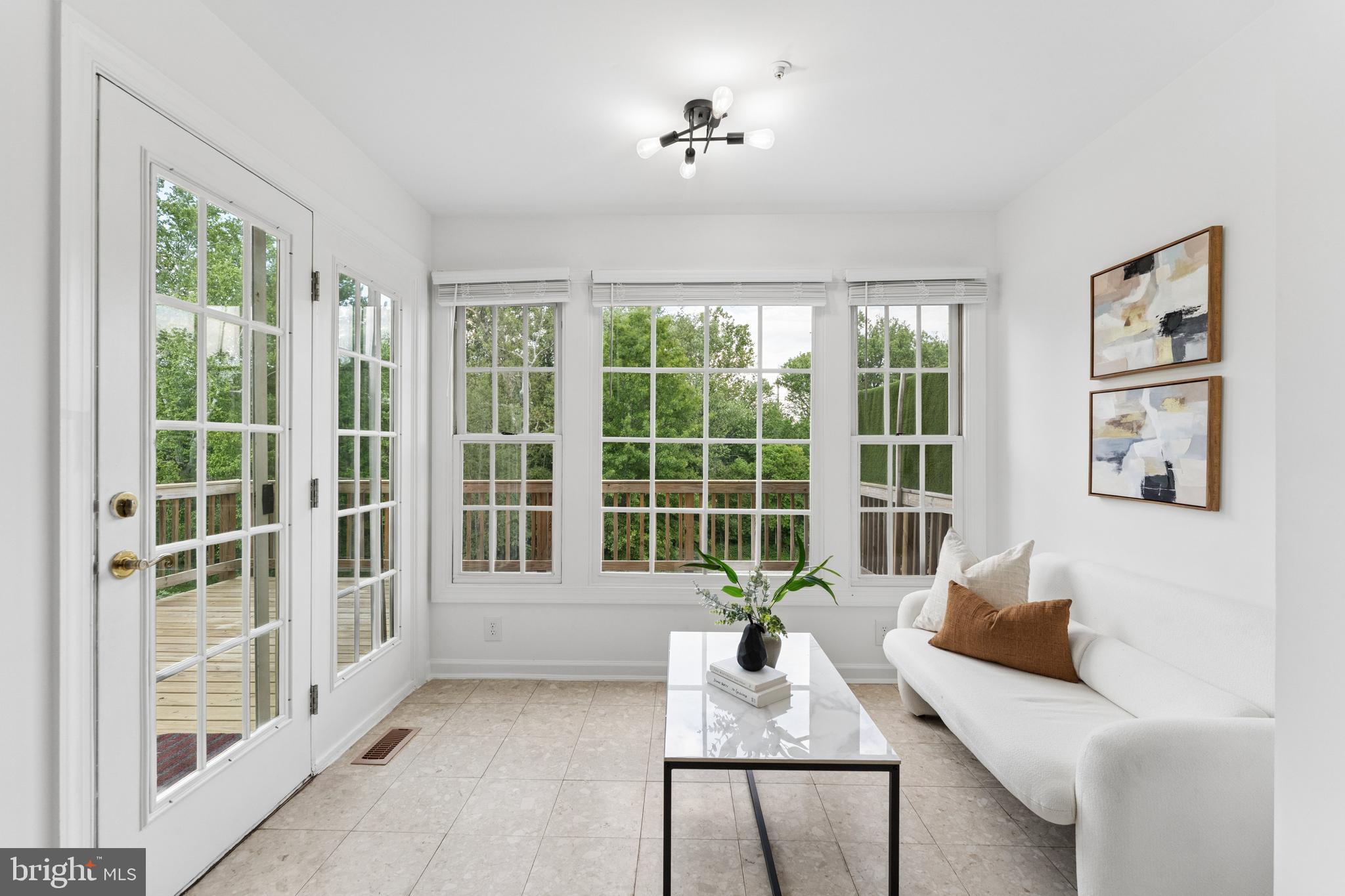KINGSBROOK - Residential