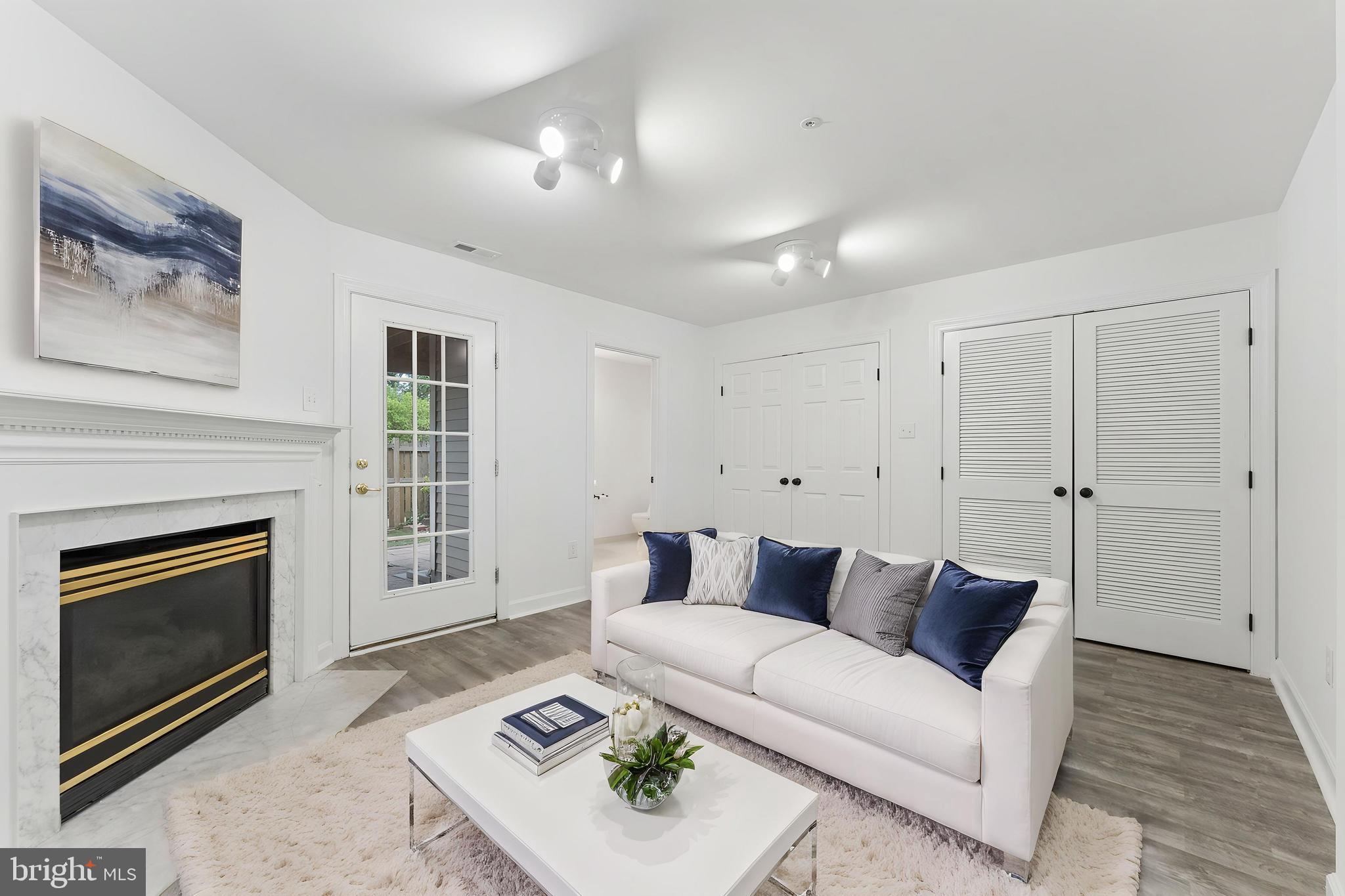 KINGSBROOK - Residential