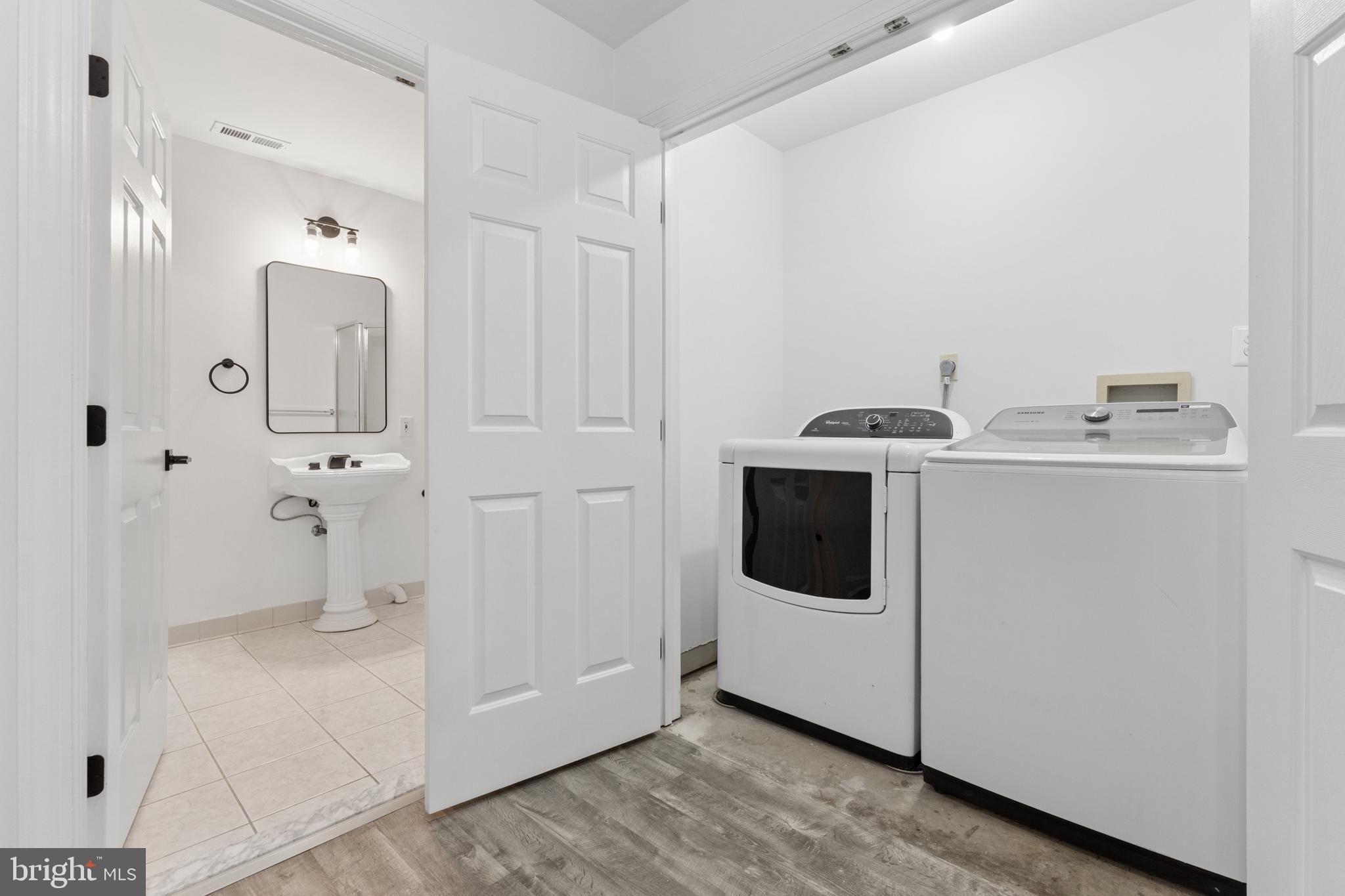 KINGSBROOK - Residential