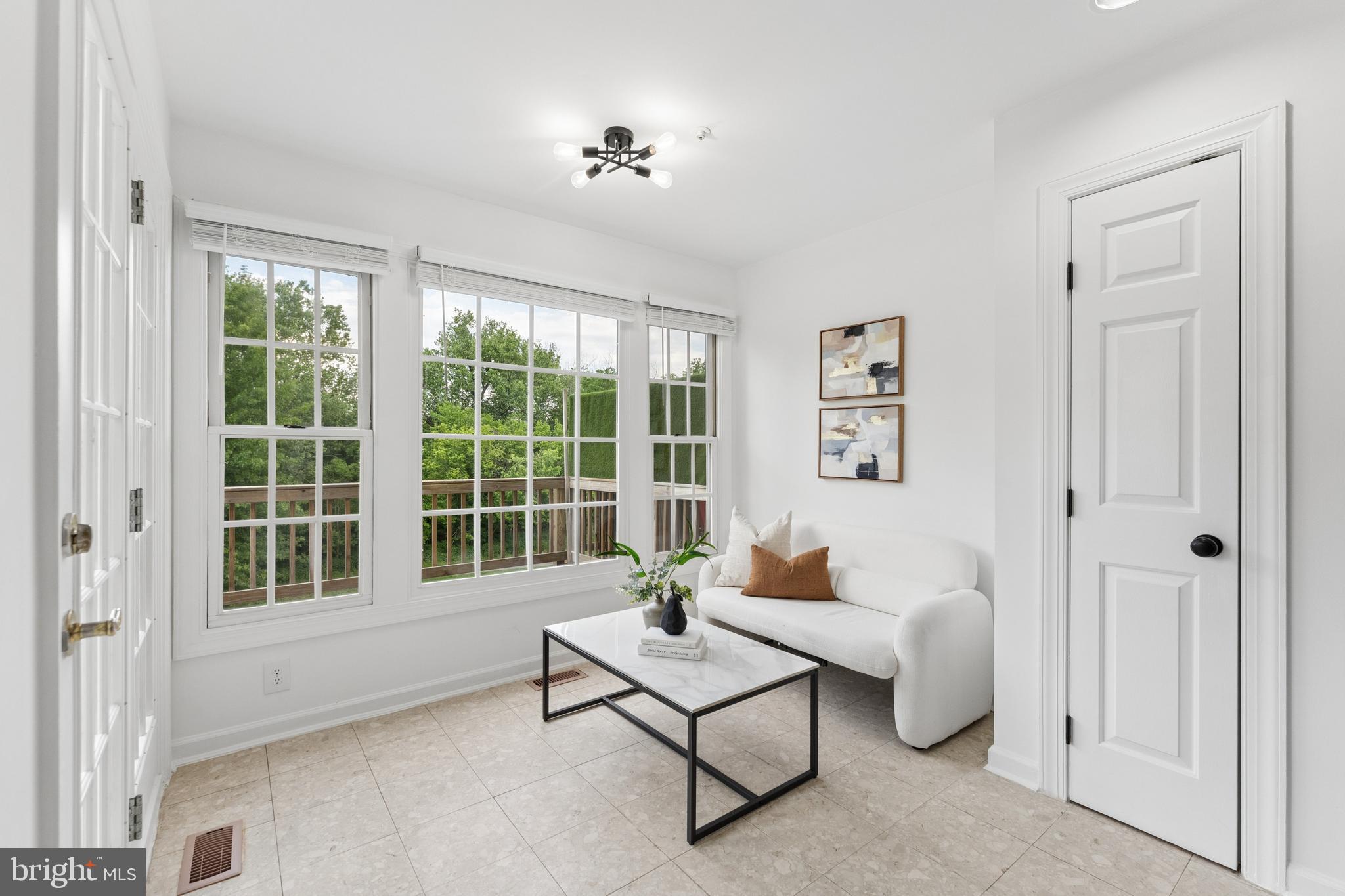 KINGSBROOK - Residential