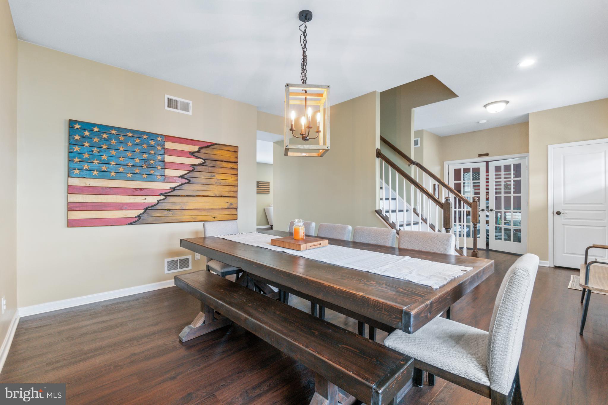 LEXINGTON ESTATES - Residential