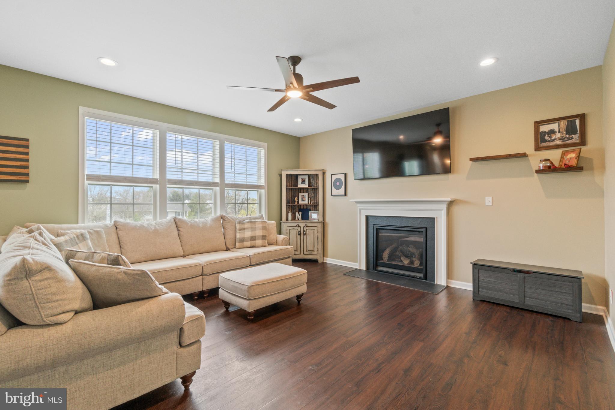 LEXINGTON ESTATES - Residential