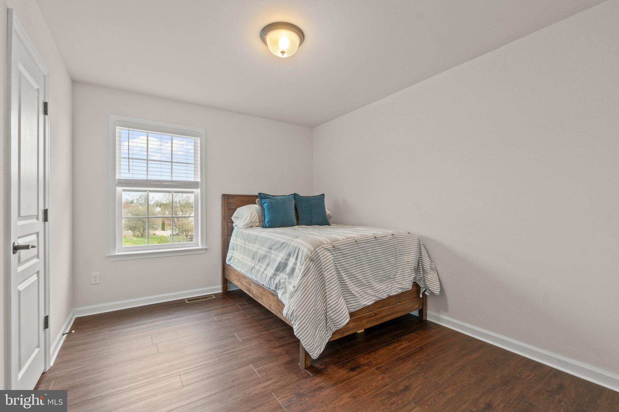 LEXINGTON ESTATES - Residential