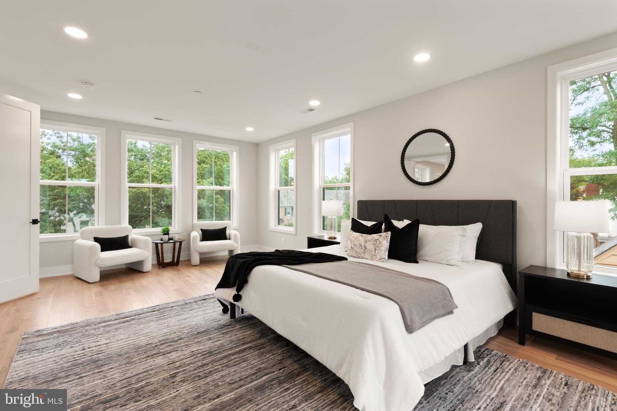 CHEVY CHASE - Residential