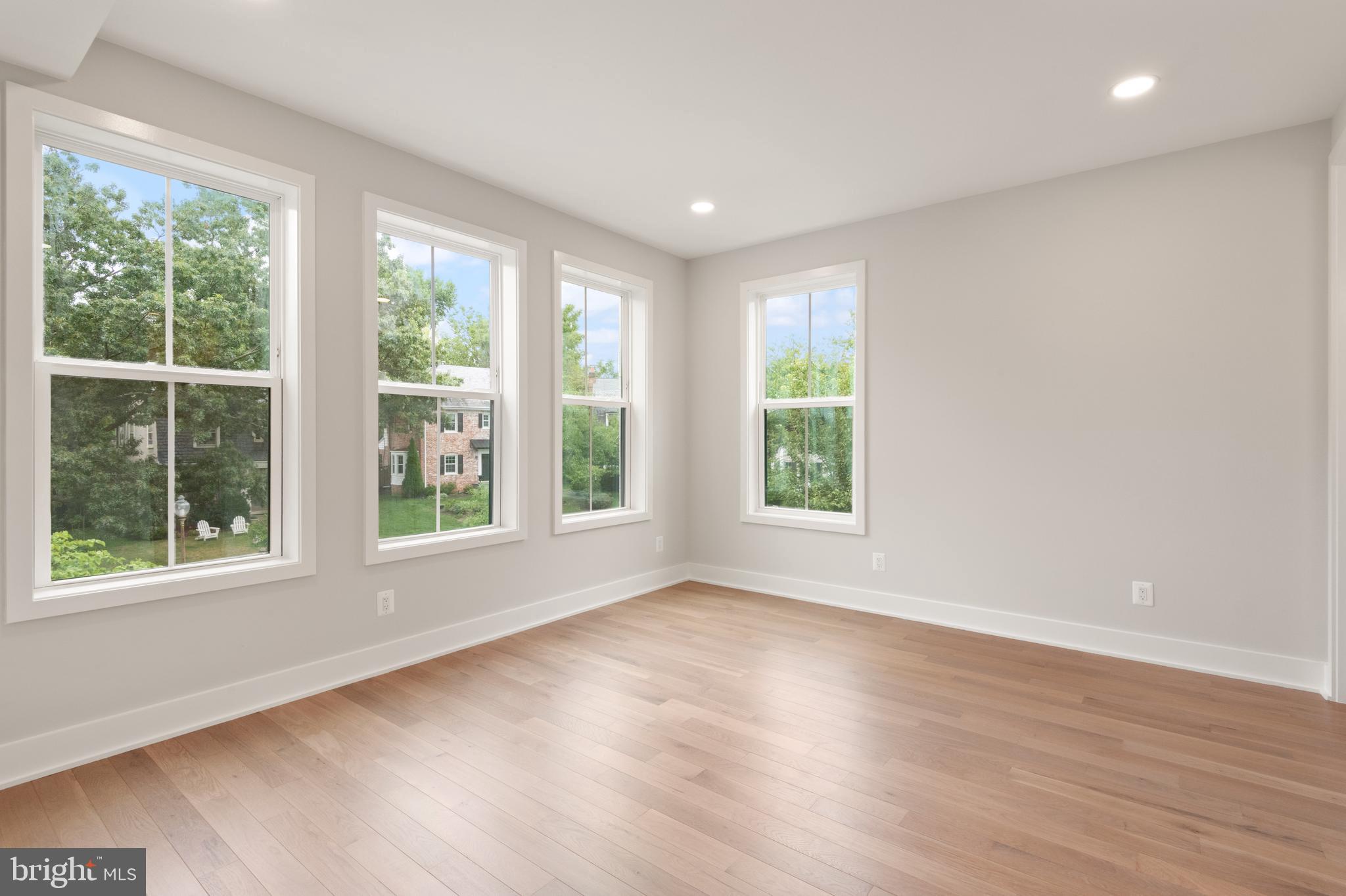 CHEVY CHASE - Residential
