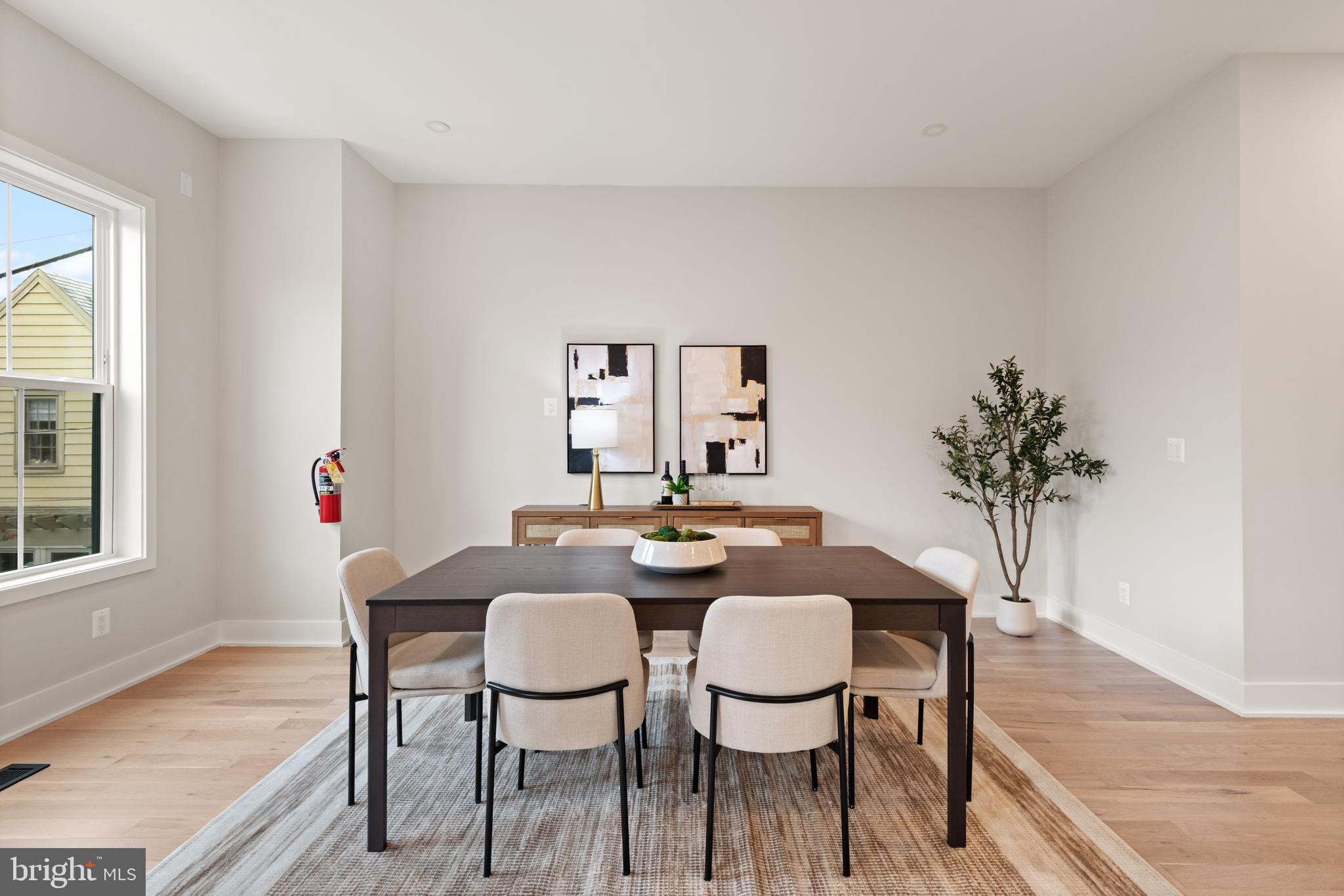 CHEVY CHASE - Residential
