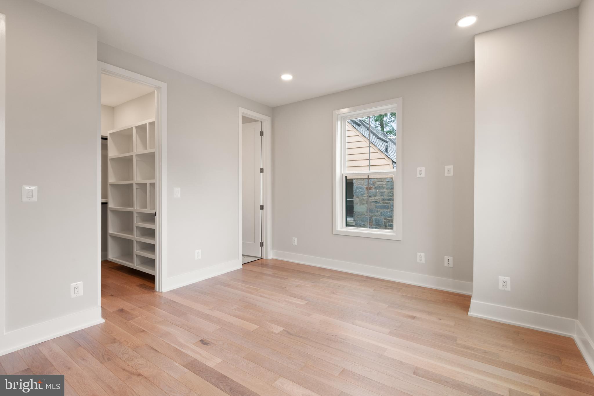 CHEVY CHASE - Residential