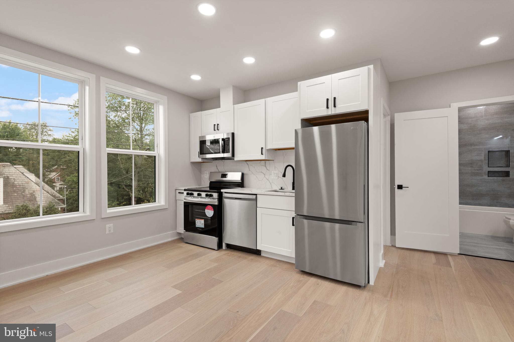 CHEVY CHASE - Residential