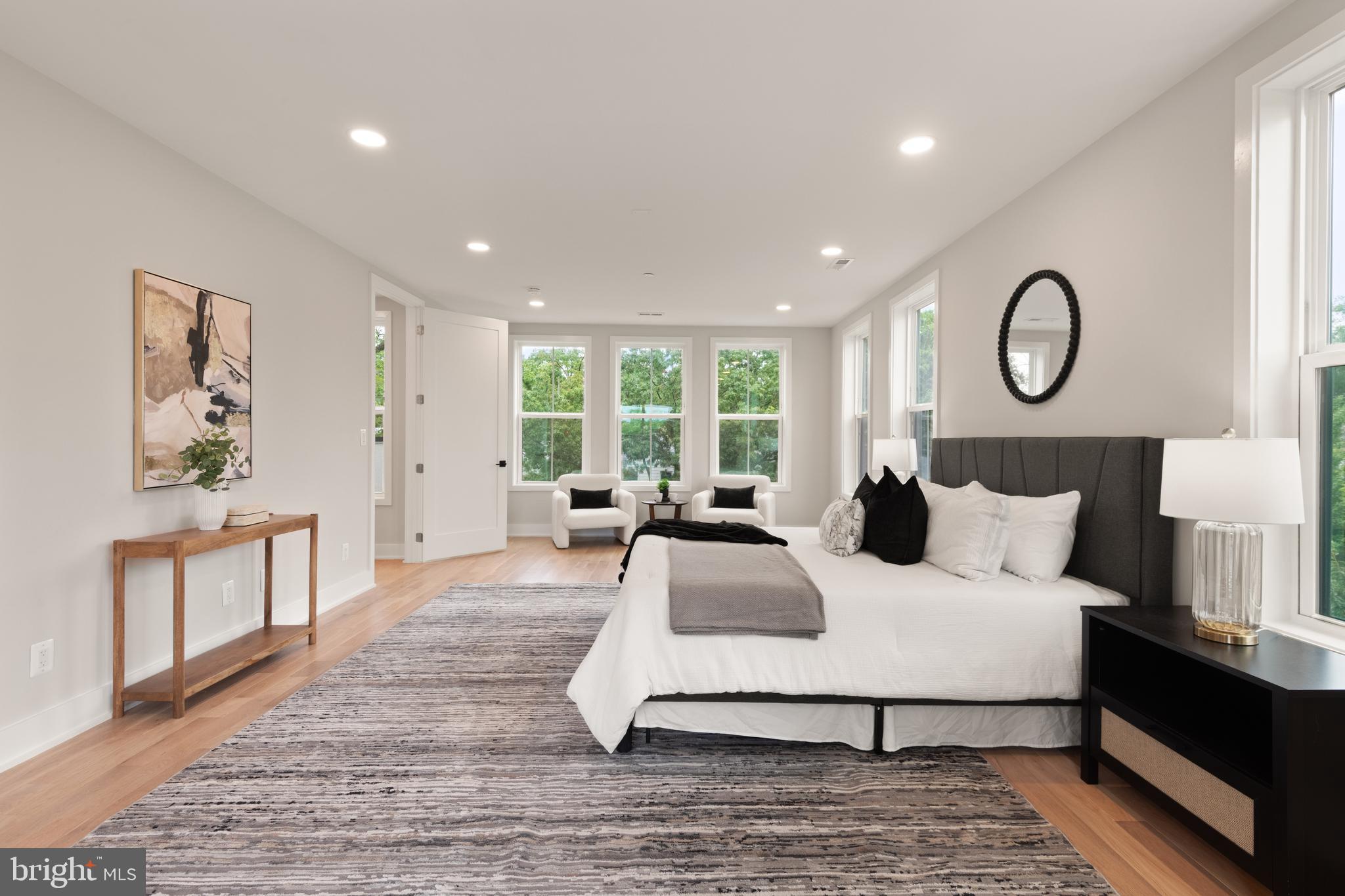 CHEVY CHASE - Residential