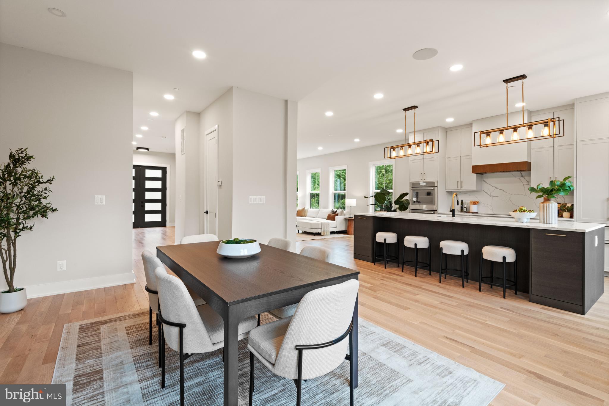 CHEVY CHASE - Residential