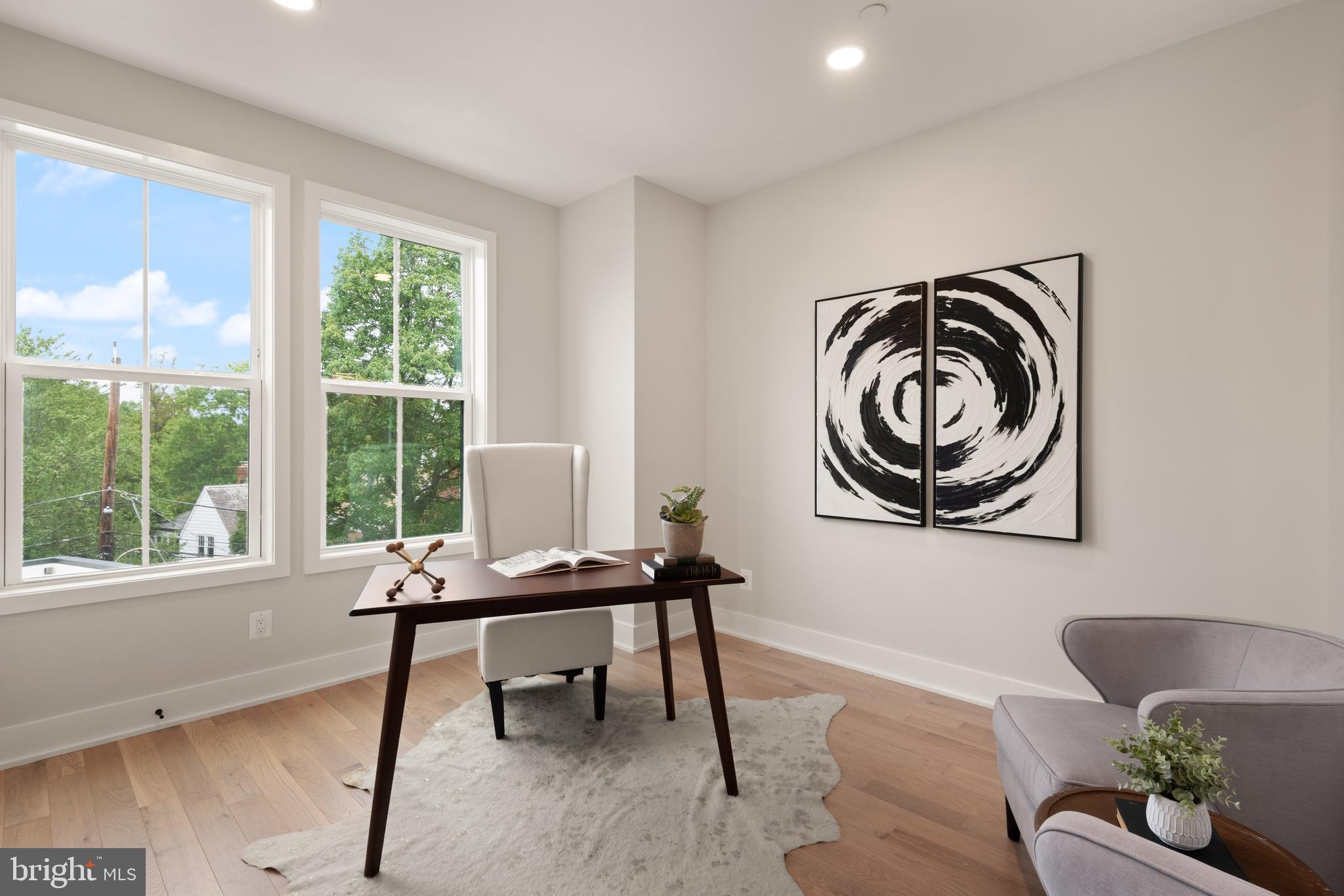 CHEVY CHASE - Residential
