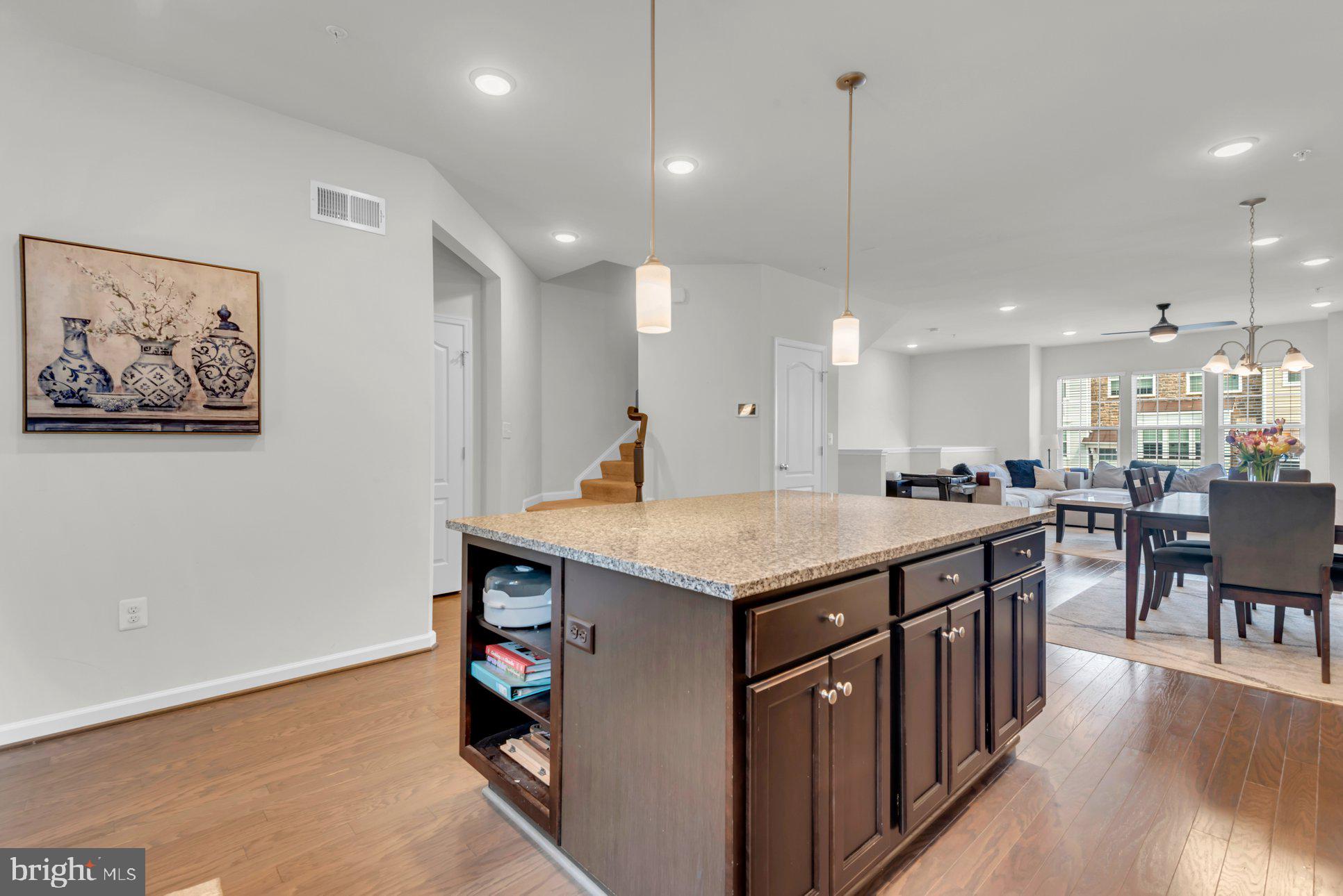 8321 MEADOWOOD DRIVE