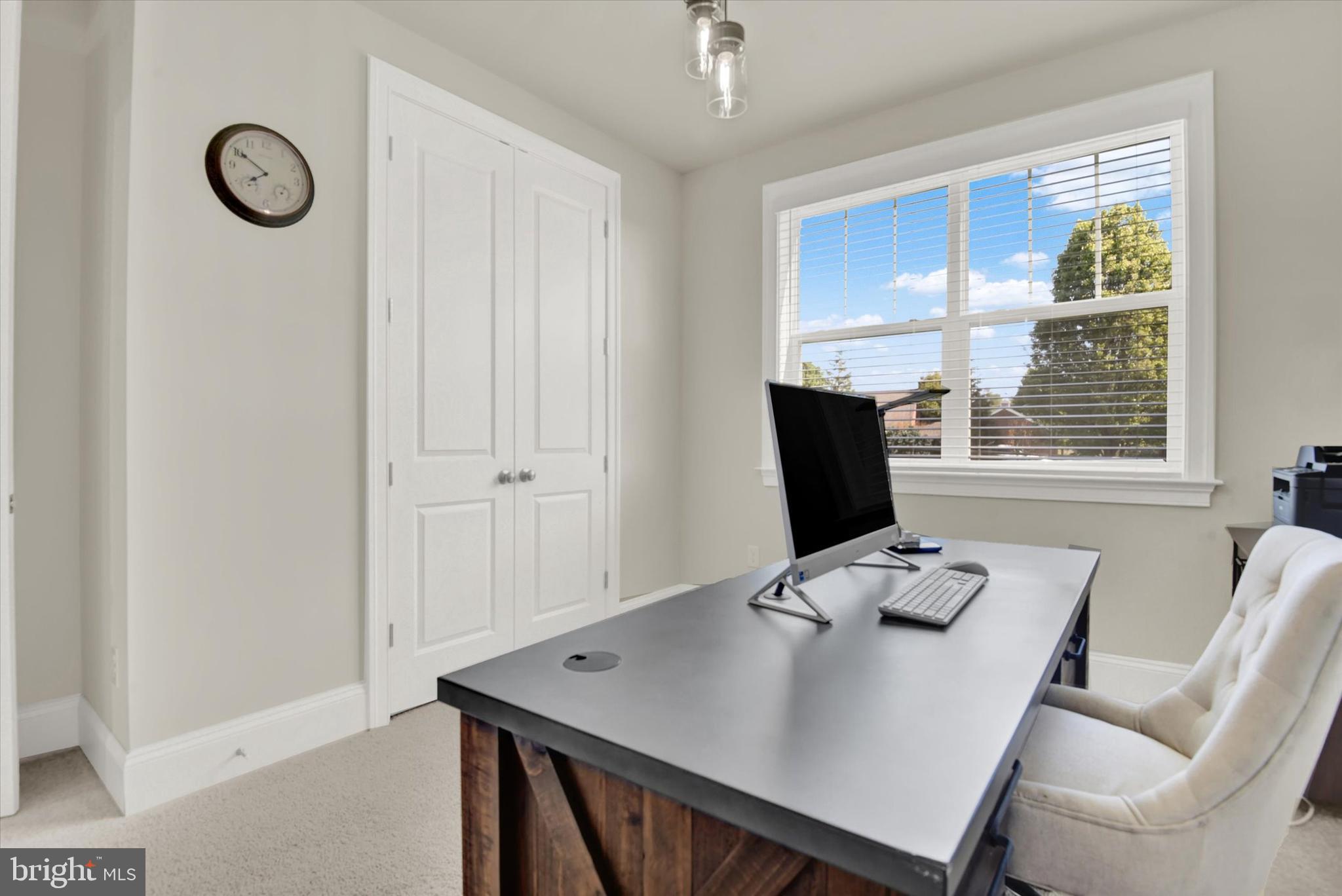 STONEGATE - Residential