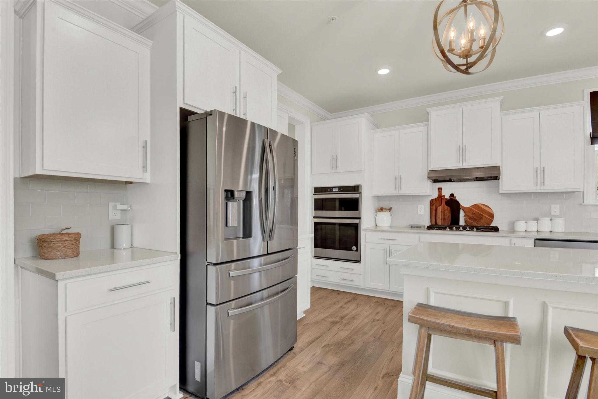 STONEGATE - Residential