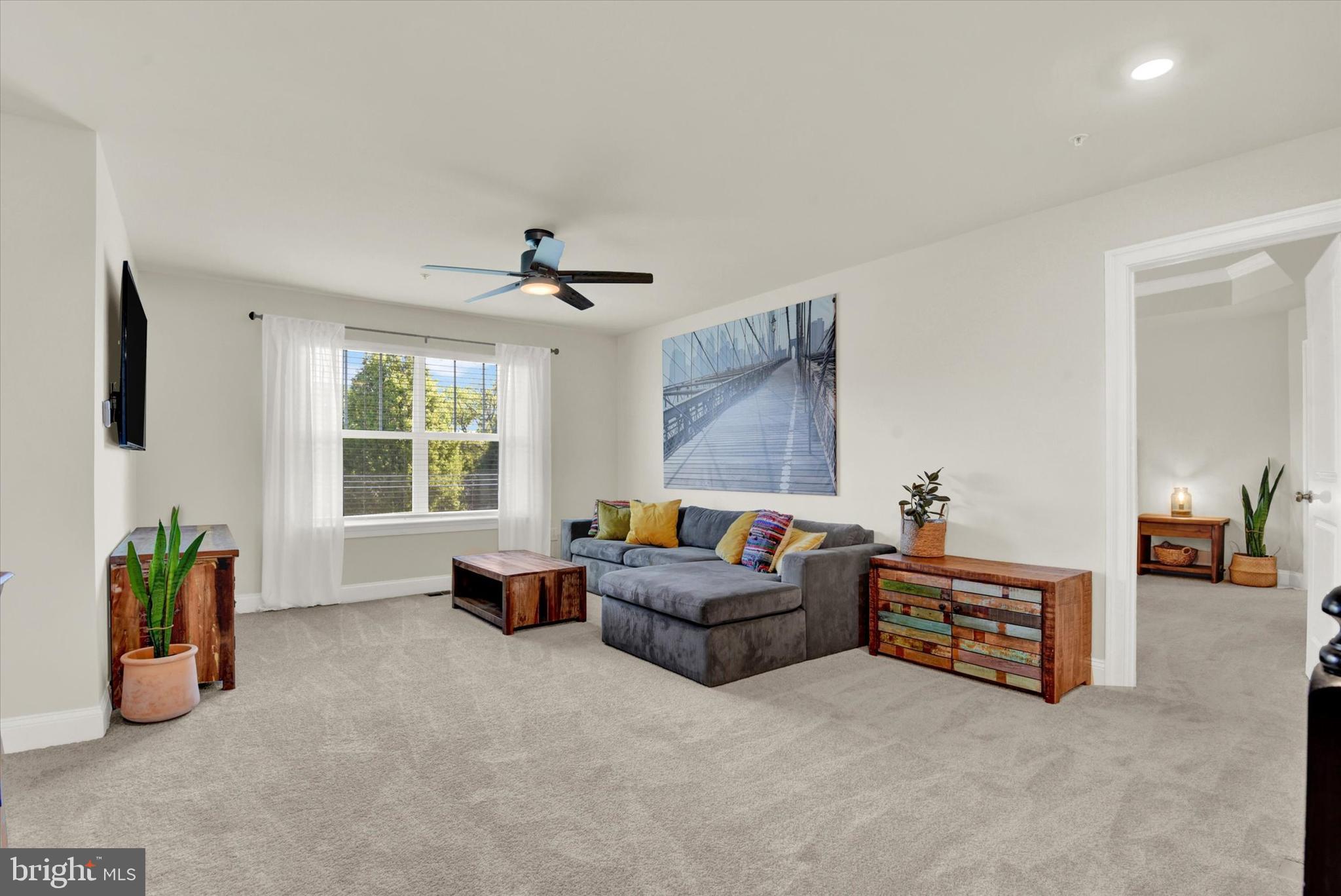 STONEGATE - Residential