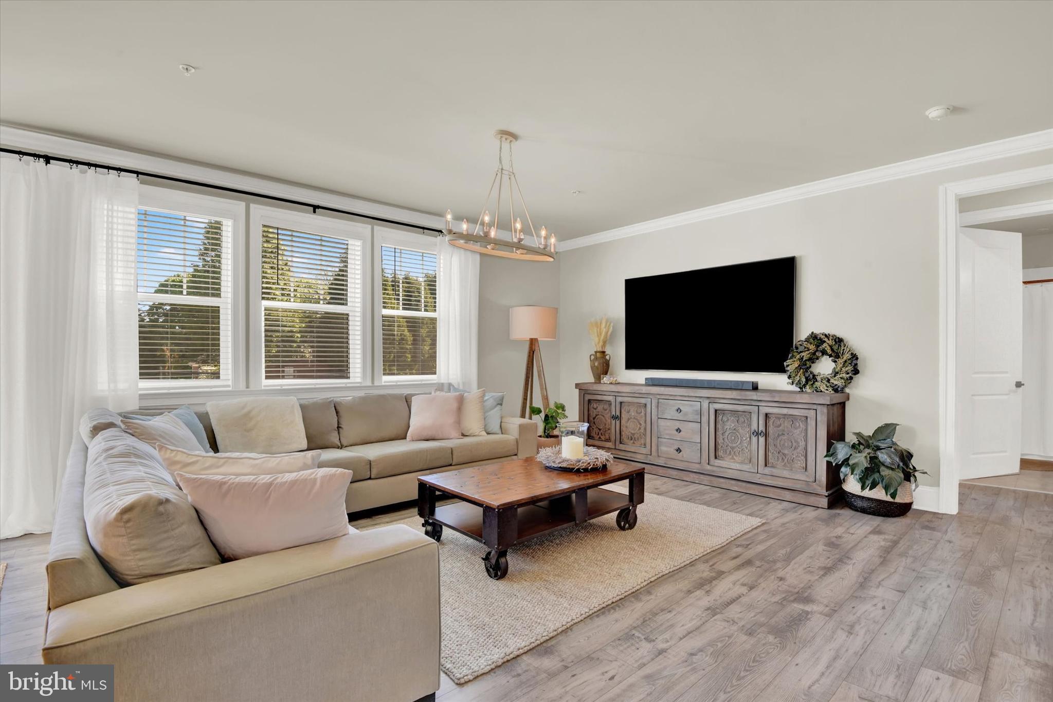 STONEGATE - Residential