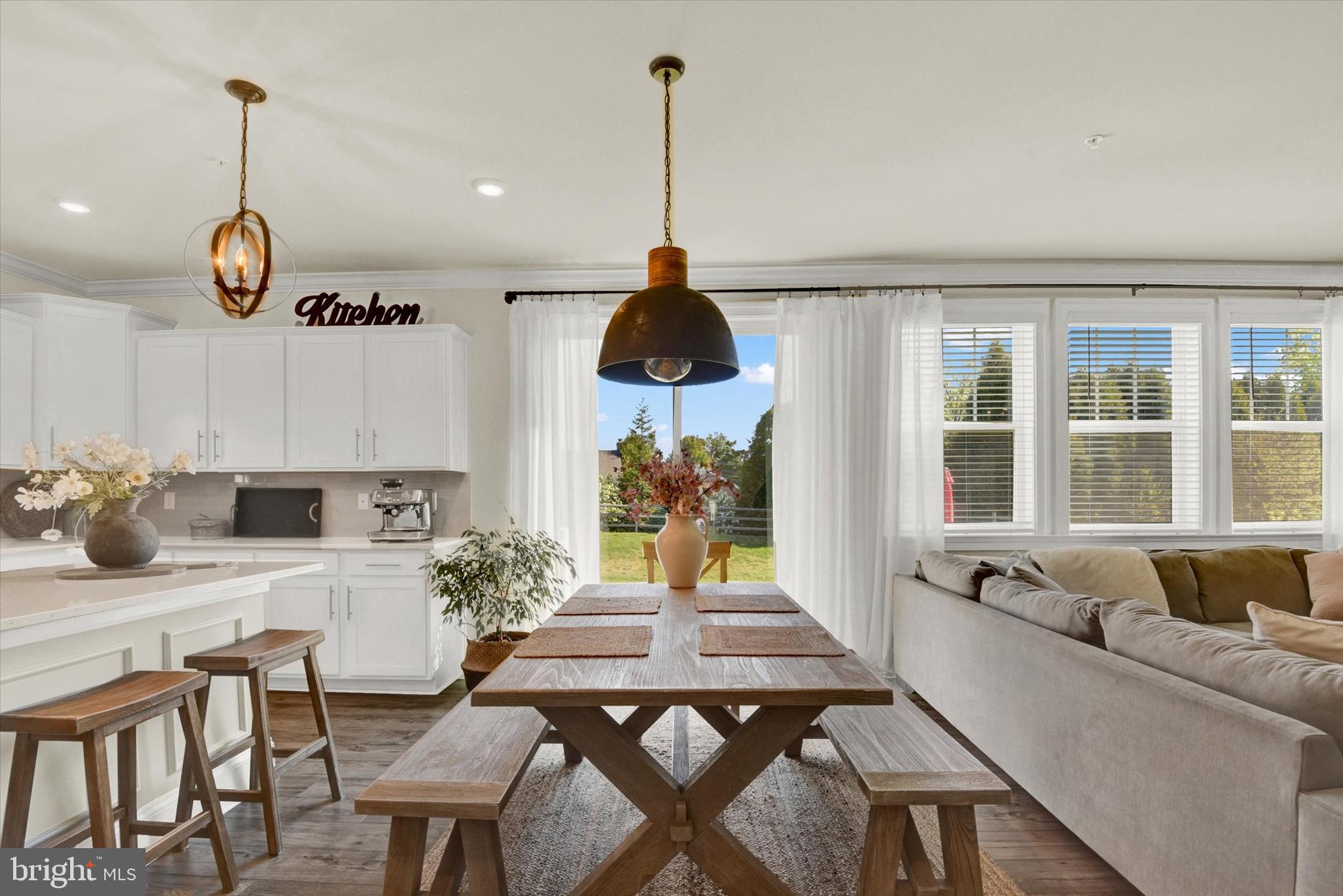 STONEGATE - Residential