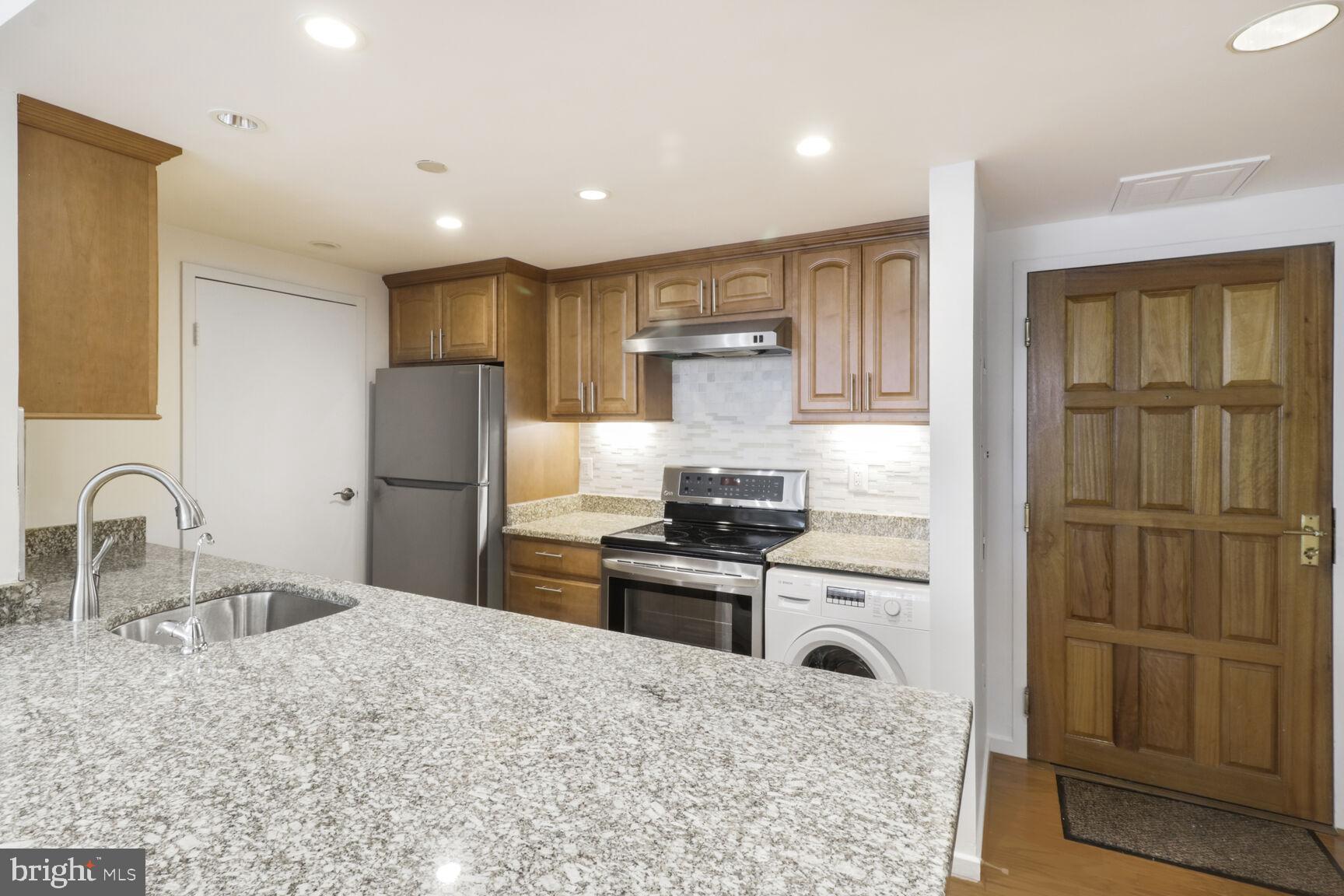 1530 KEY BOULEVARD 705