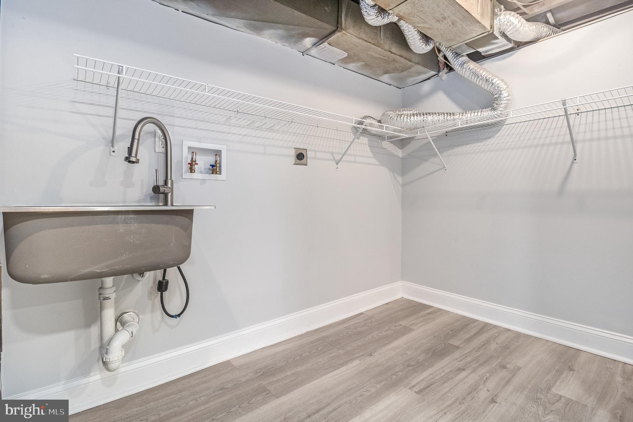 HIGHLAND GARDENS - Residential