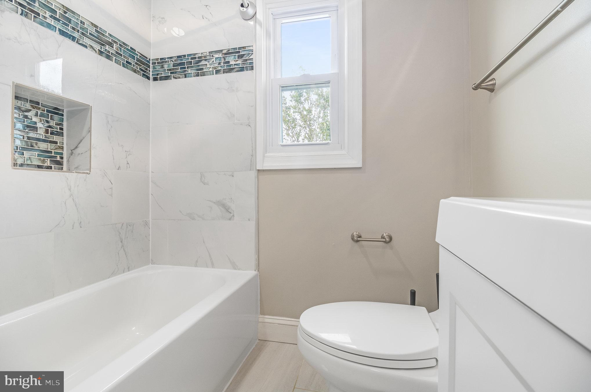 HIGHLAND GARDENS - Residential