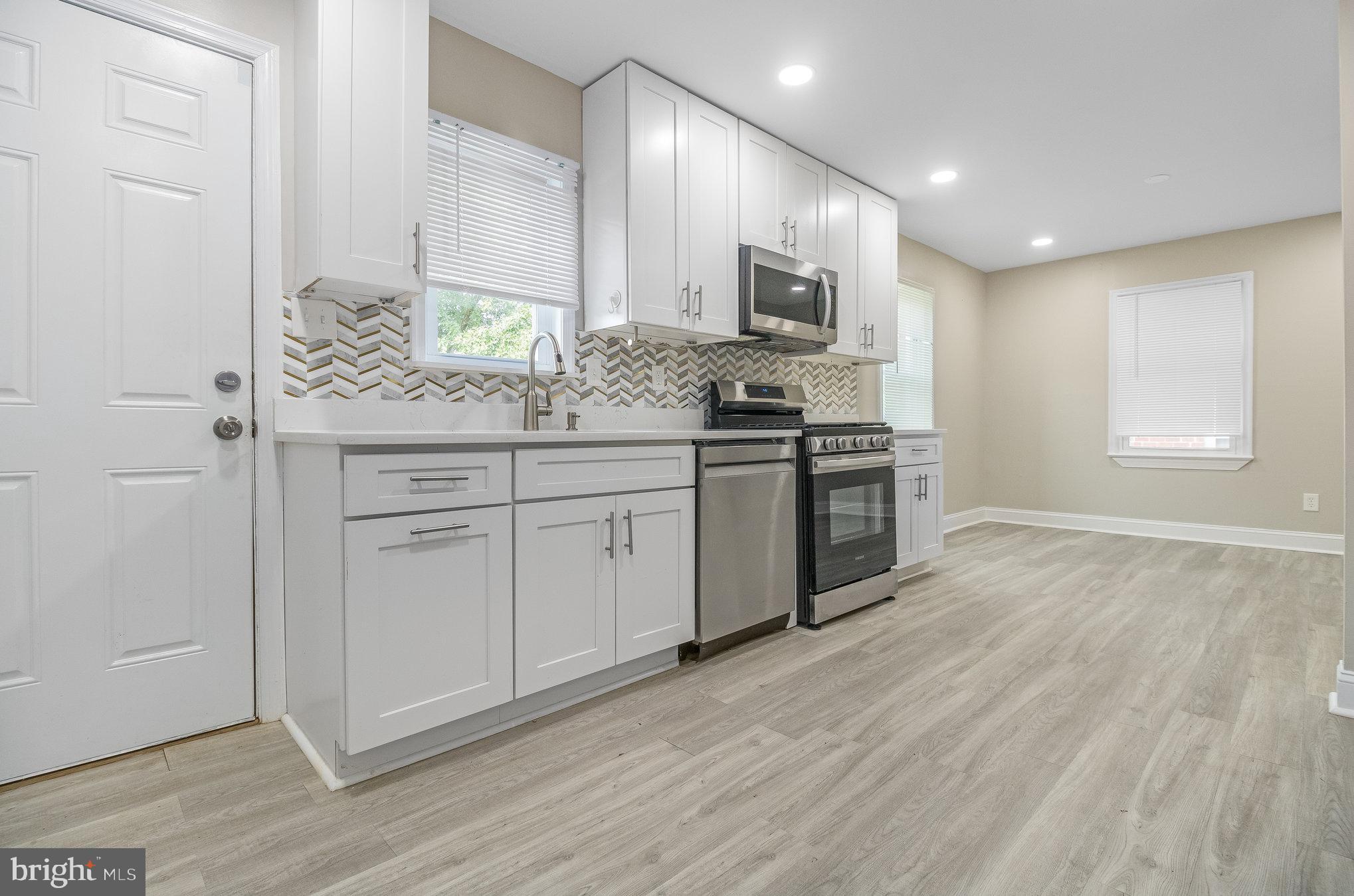 HIGHLAND GARDENS - Residential