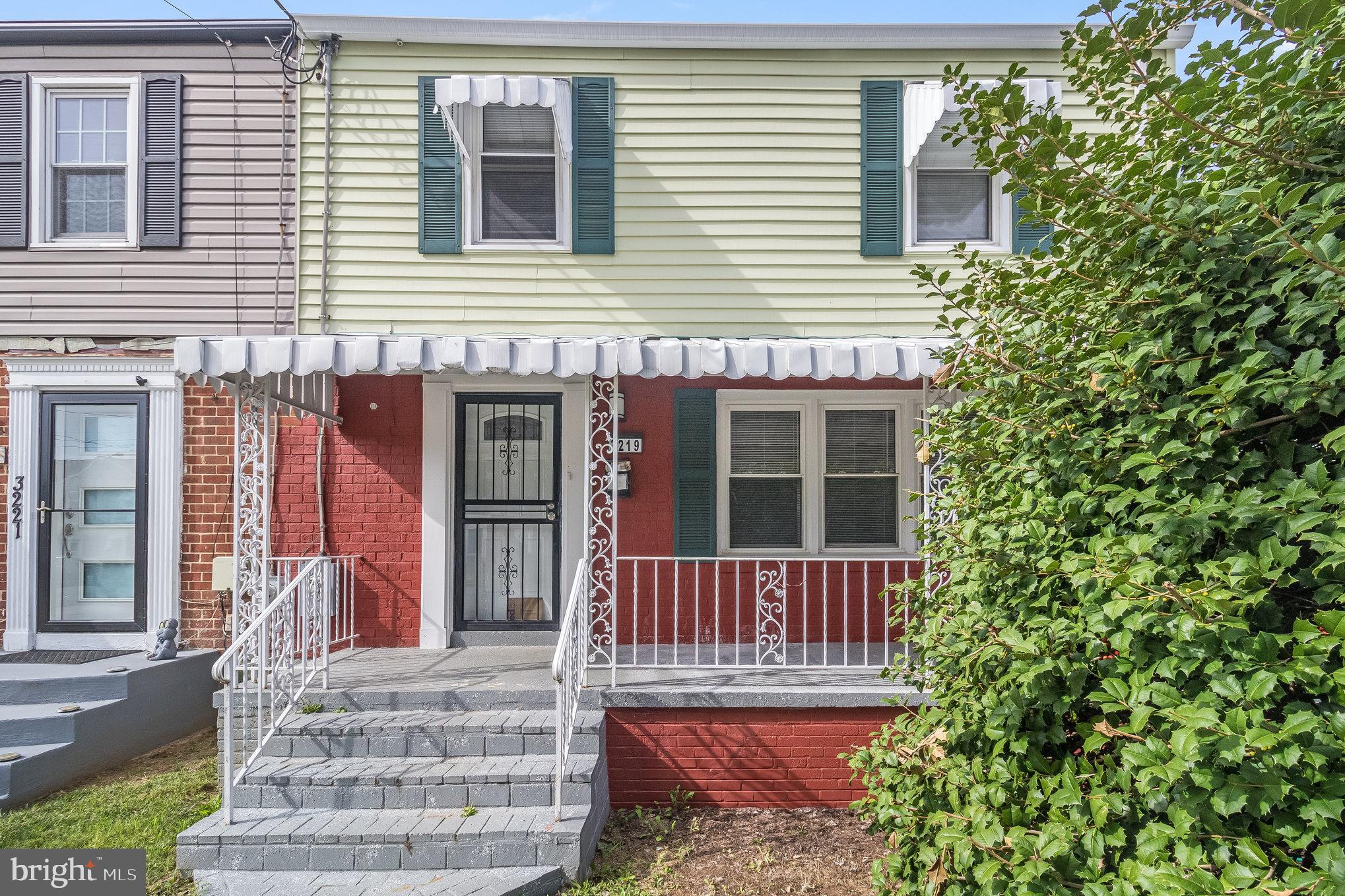 HIGHLAND GARDENS - Residential