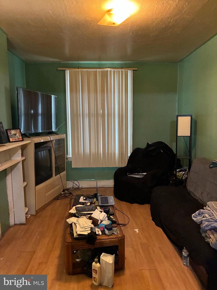 This three-bedroom, one-bathroom home at 321 N 56th St is currently tenant-occupied and generating income from day one. With some tender loving care, this property has the potential to become a true gem, offering both immediate cash flow and significant upside through strategic renovations.