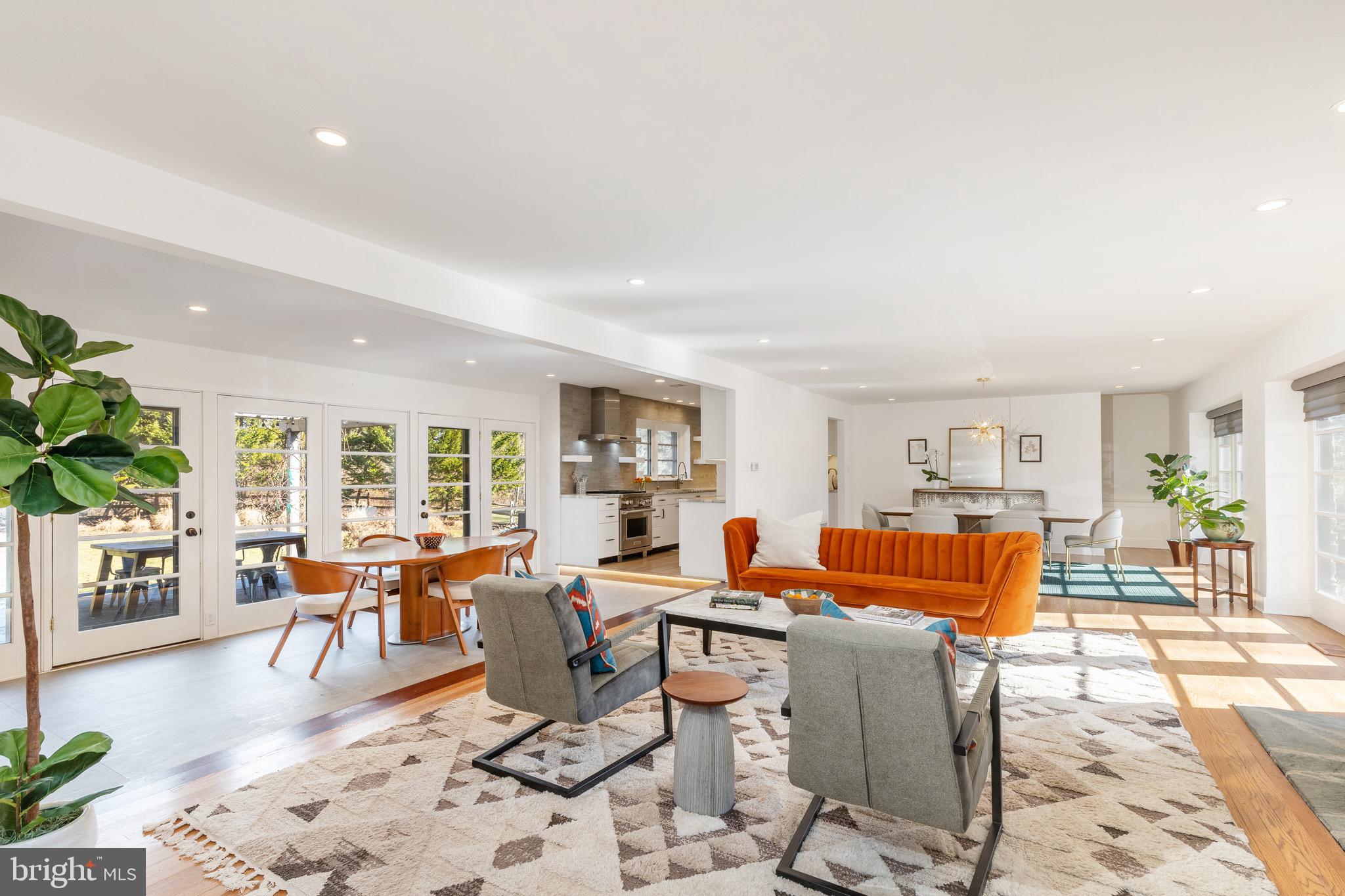 SUGARPOINTE - Residential