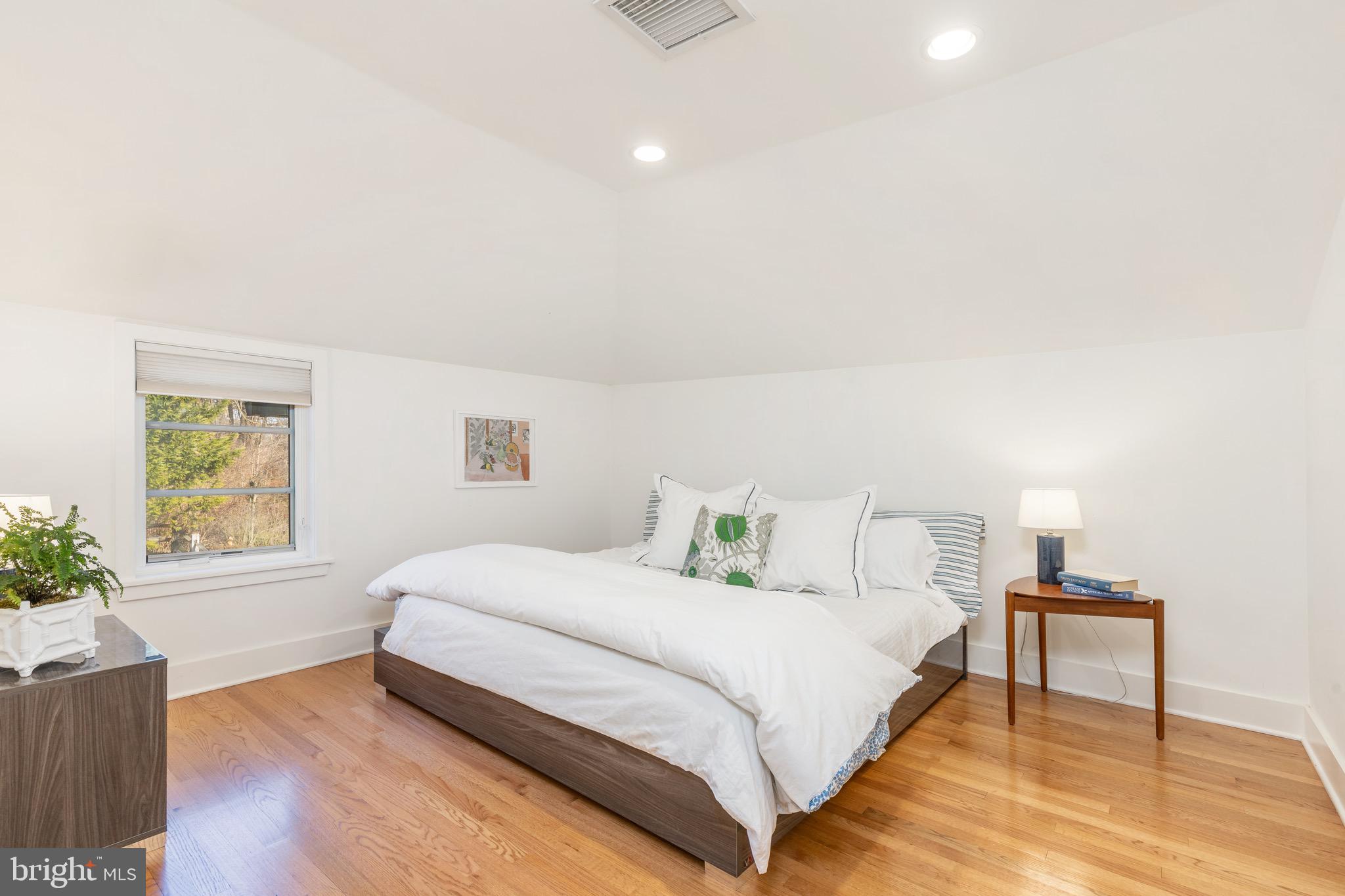 SUGARPOINTE - Residential