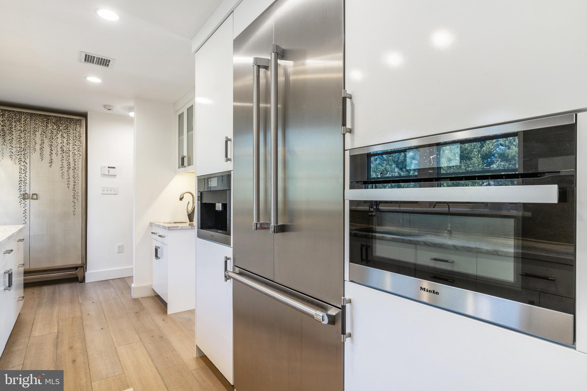 SUGARPOINTE - Residential