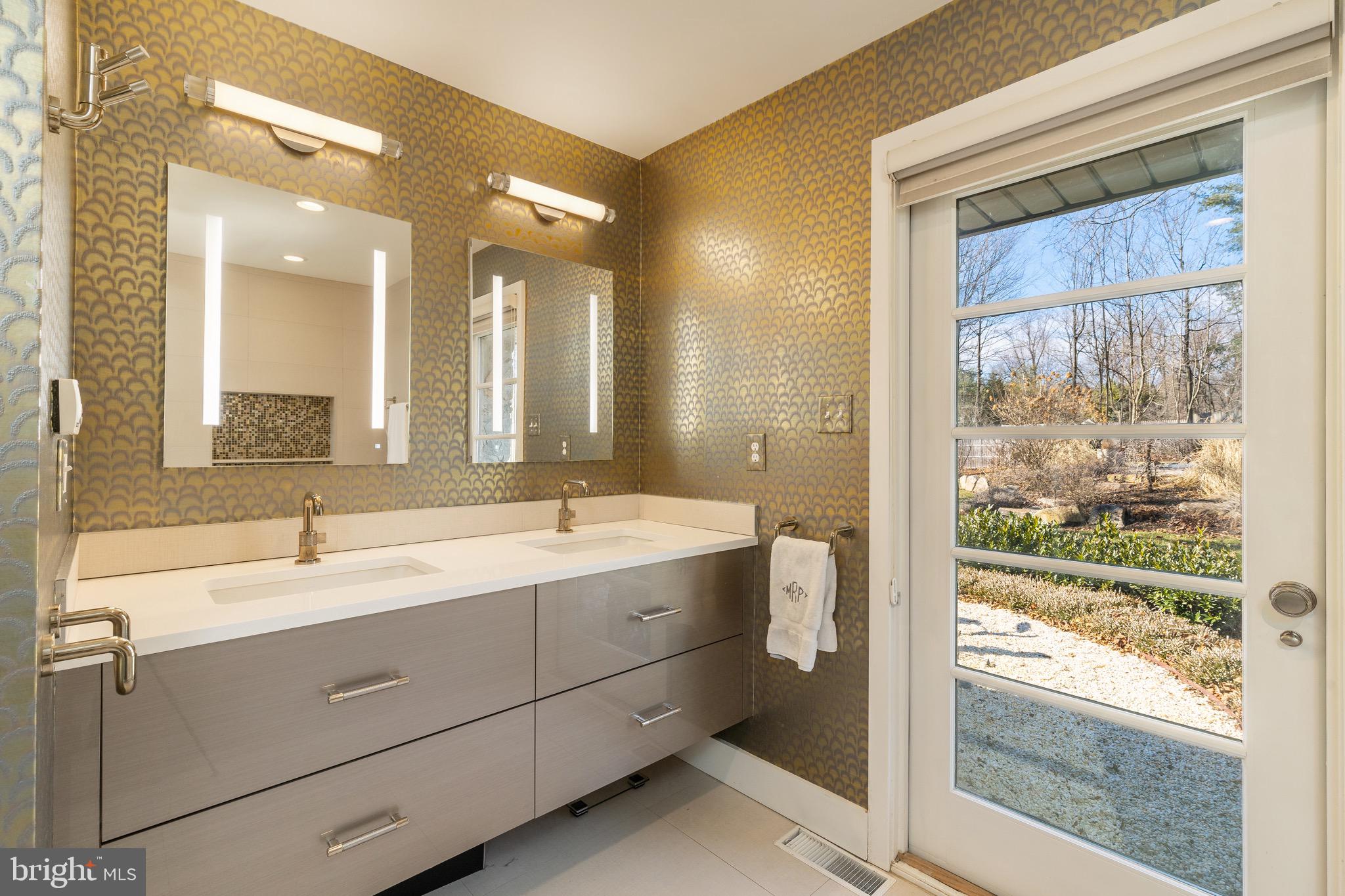 SUGARPOINTE - Residential