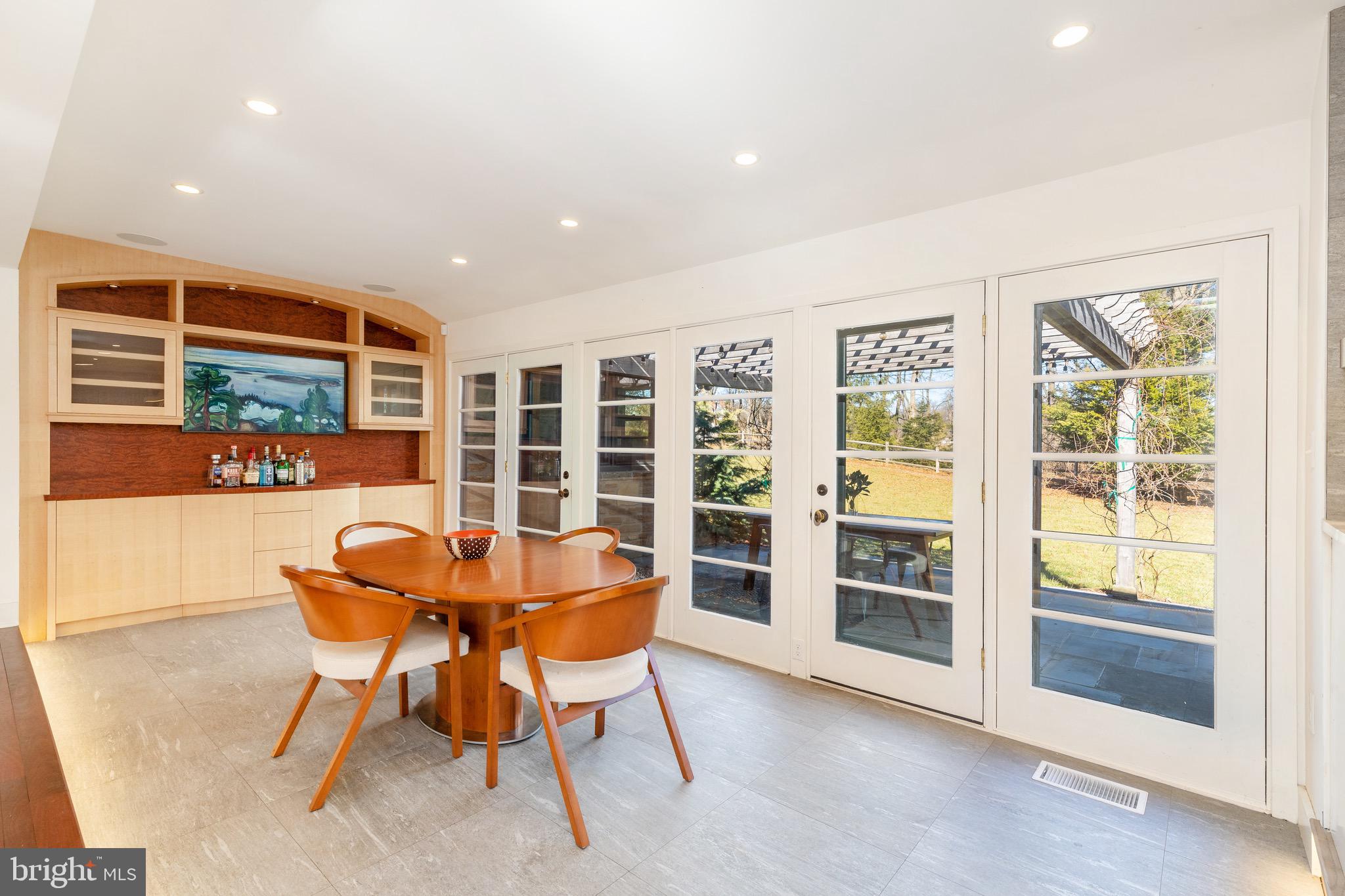 SUGARPOINTE - Residential