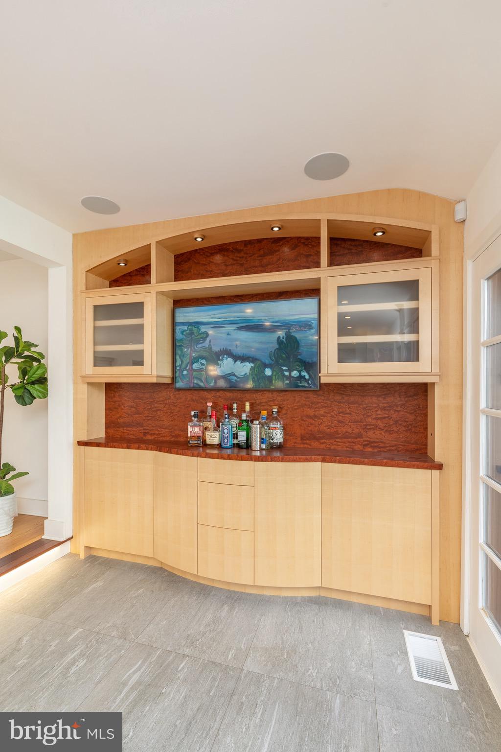 SUGARPOINTE - Residential