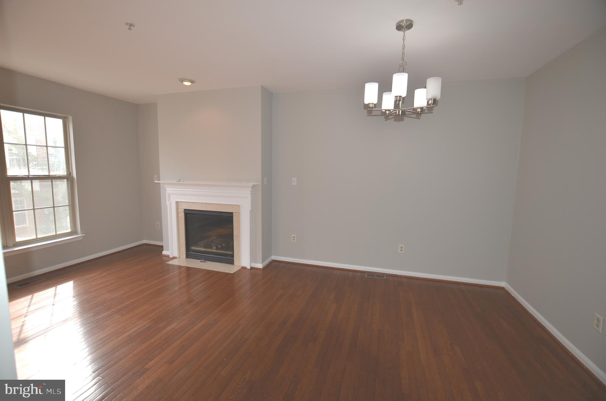 12119 AMBER RIDGE CIRCLE