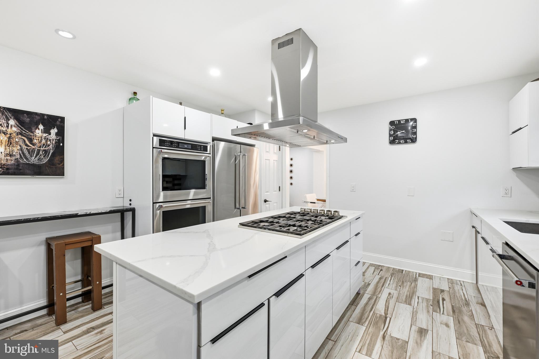 SUNNYSIDE FARMS - Residential