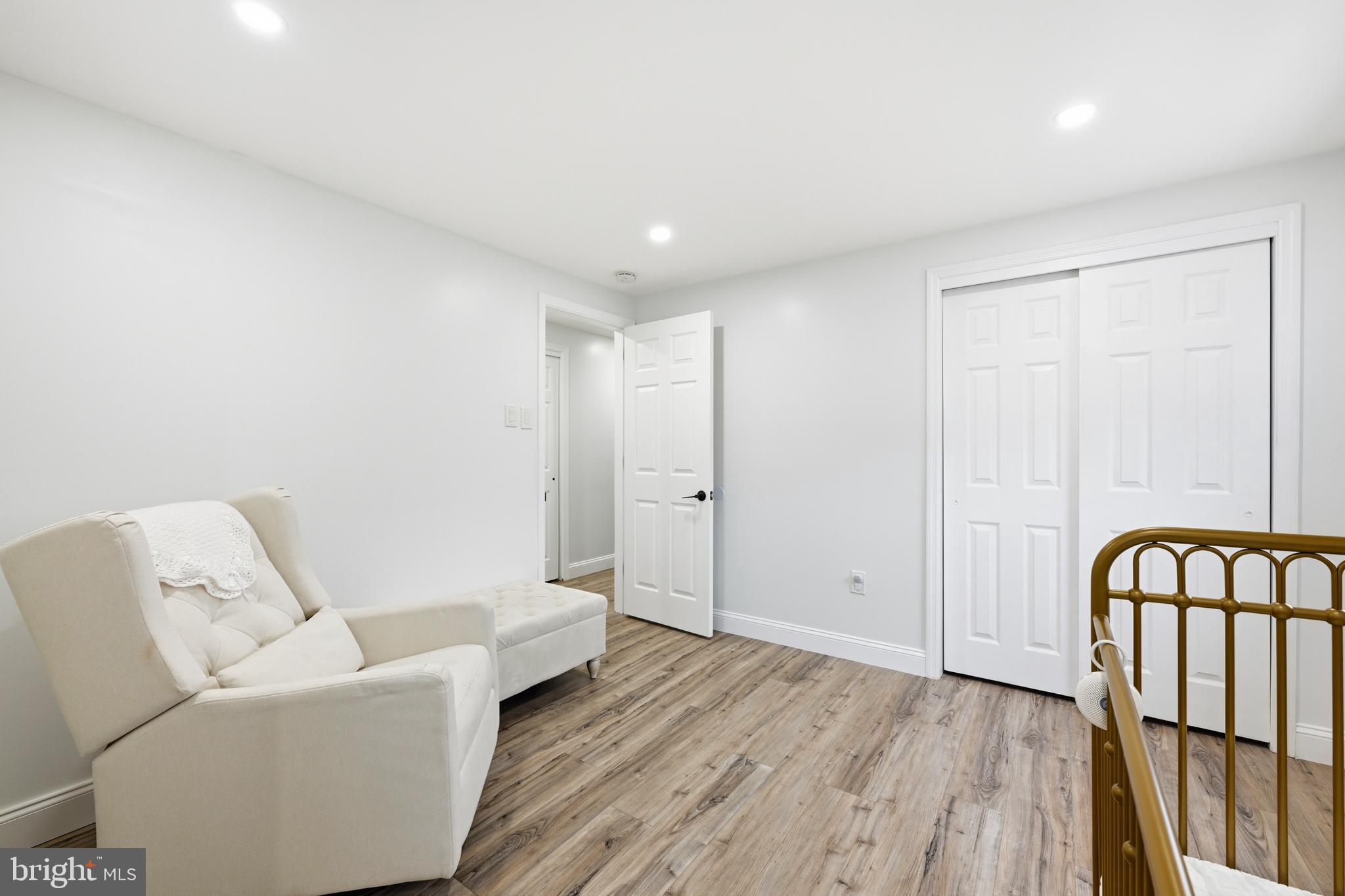 SUNNYSIDE FARMS - Residential