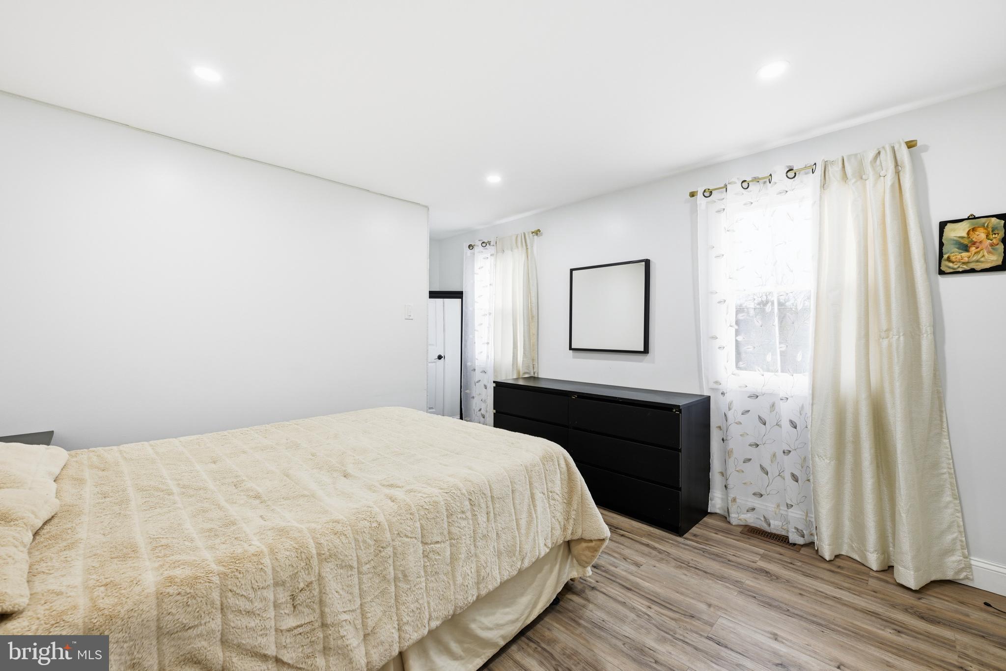 SUNNYSIDE FARMS - Residential