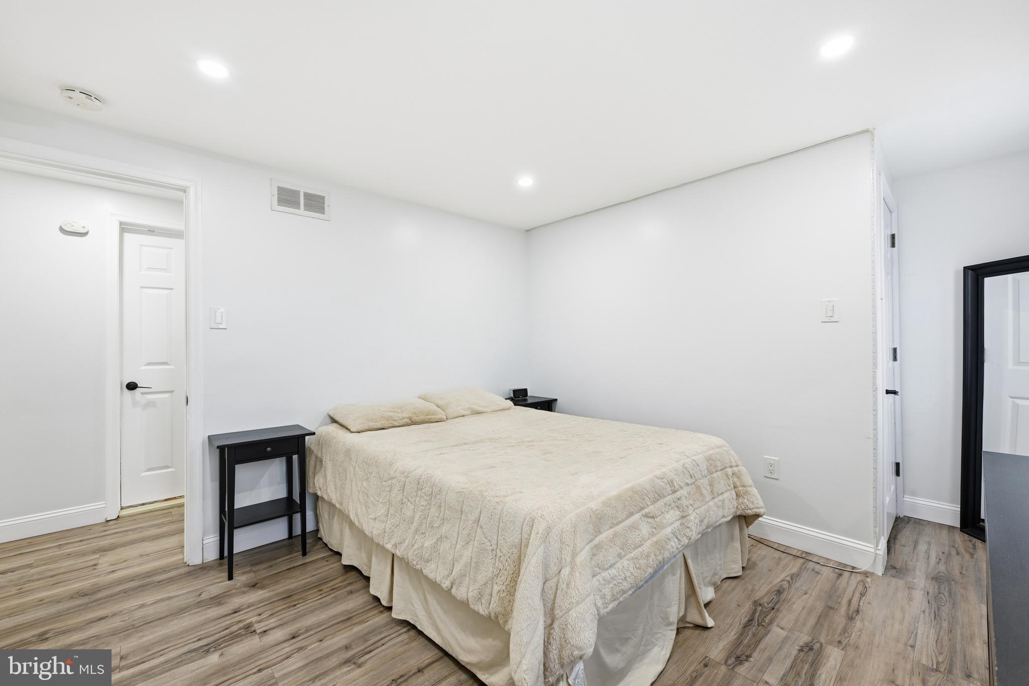 SUNNYSIDE FARMS - Residential