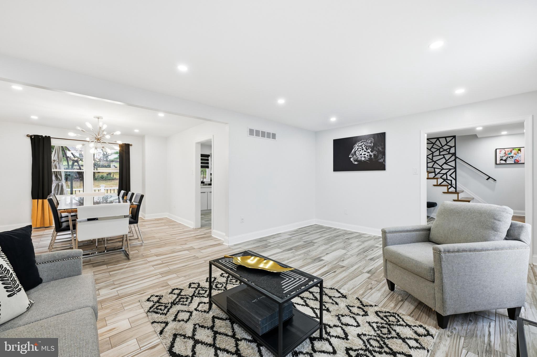 SUNNYSIDE FARMS - Residential