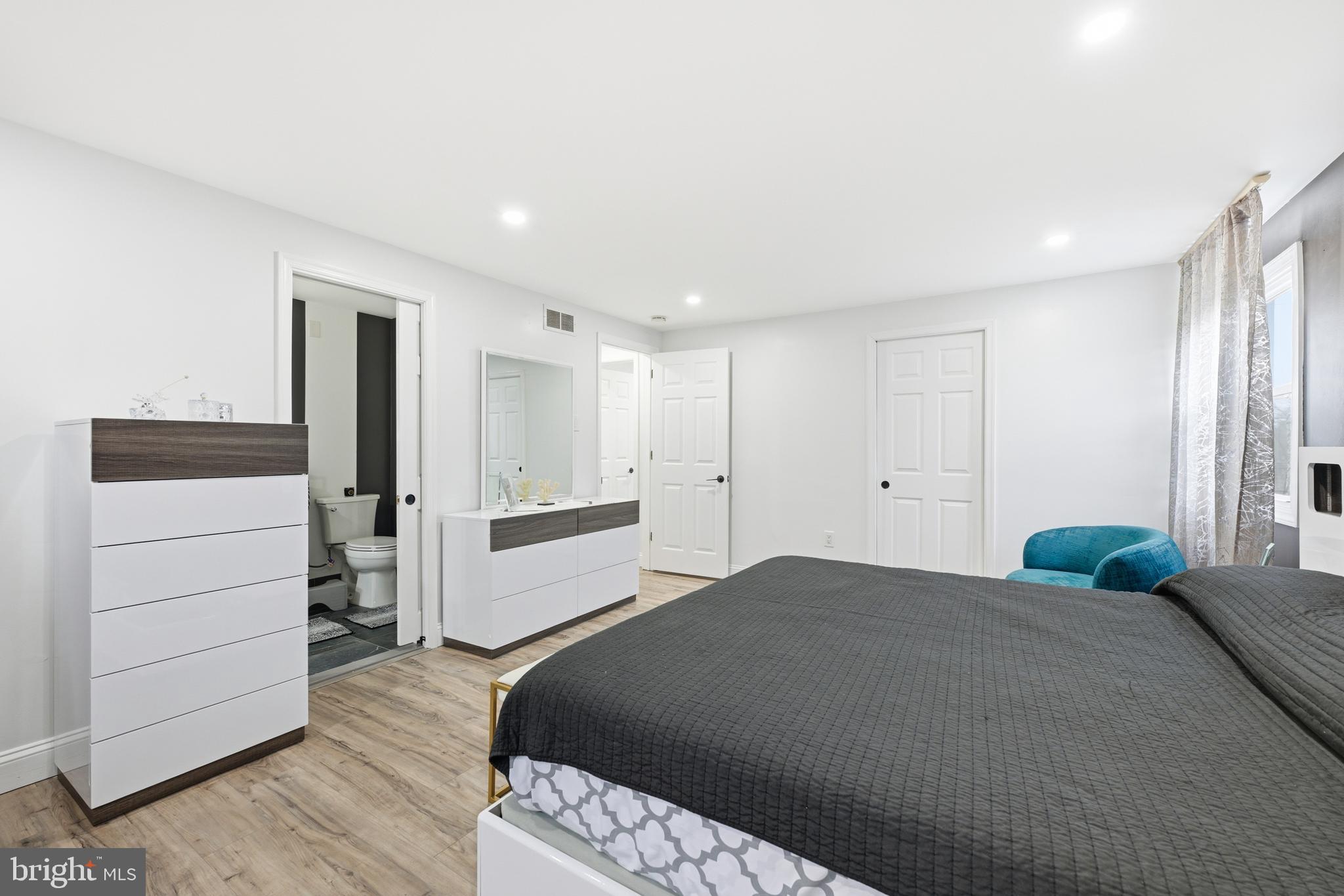 SUNNYSIDE FARMS - Residential