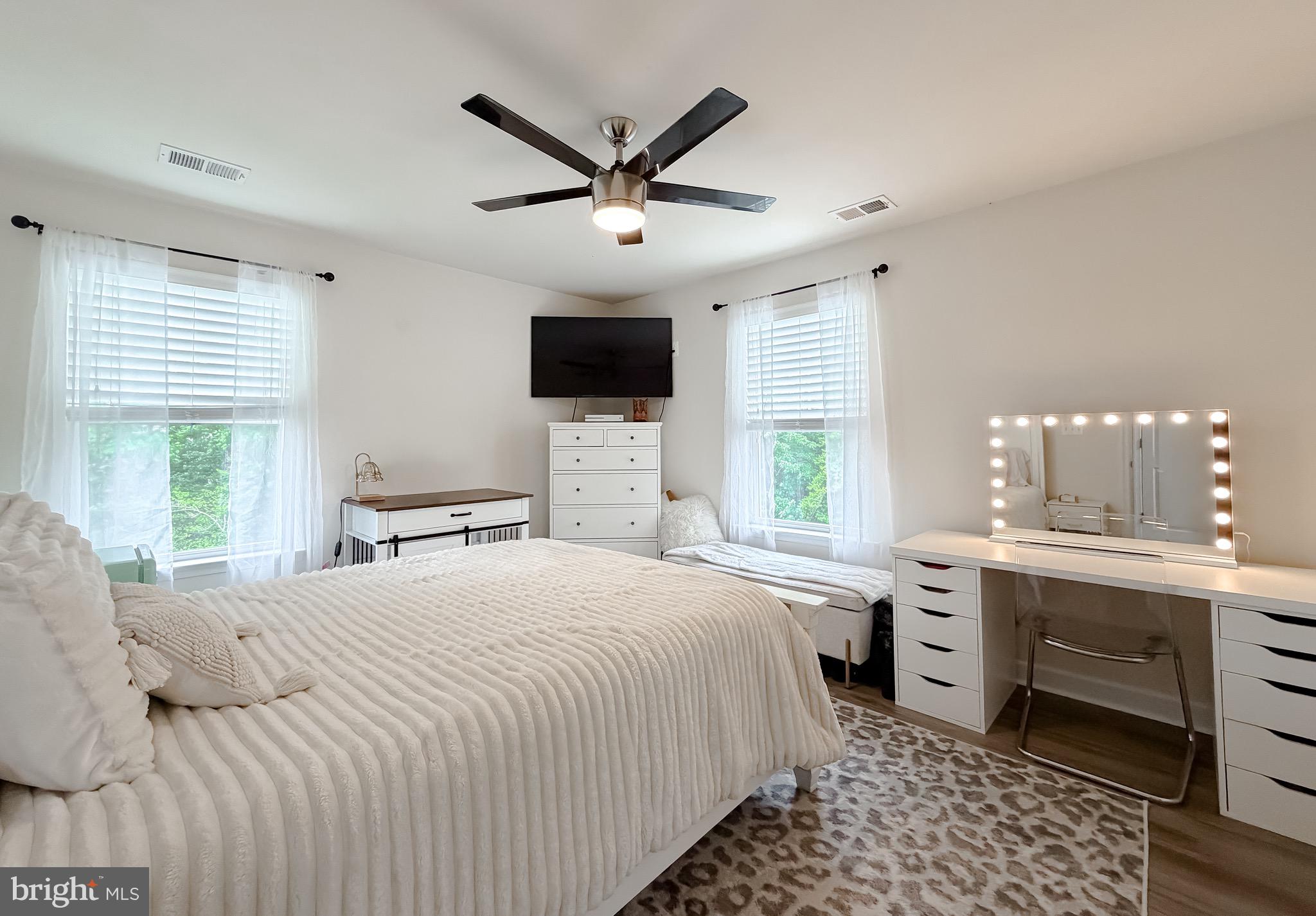 THE WOODS AT MYRTLE POINT - Residential