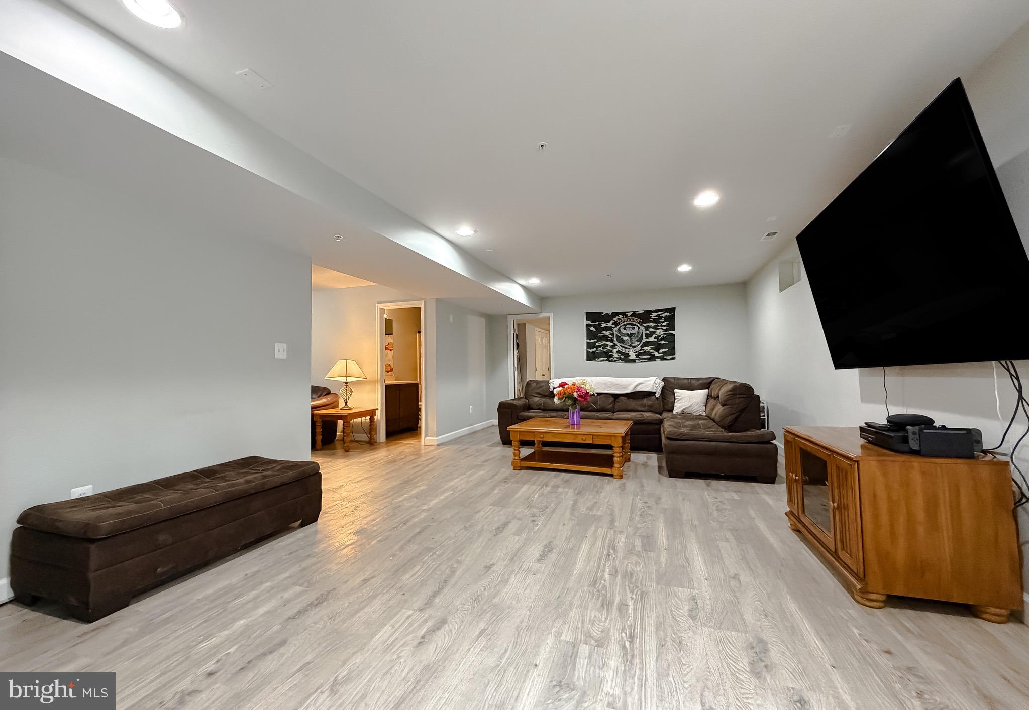 THE WOODS AT MYRTLE POINT - Residential
