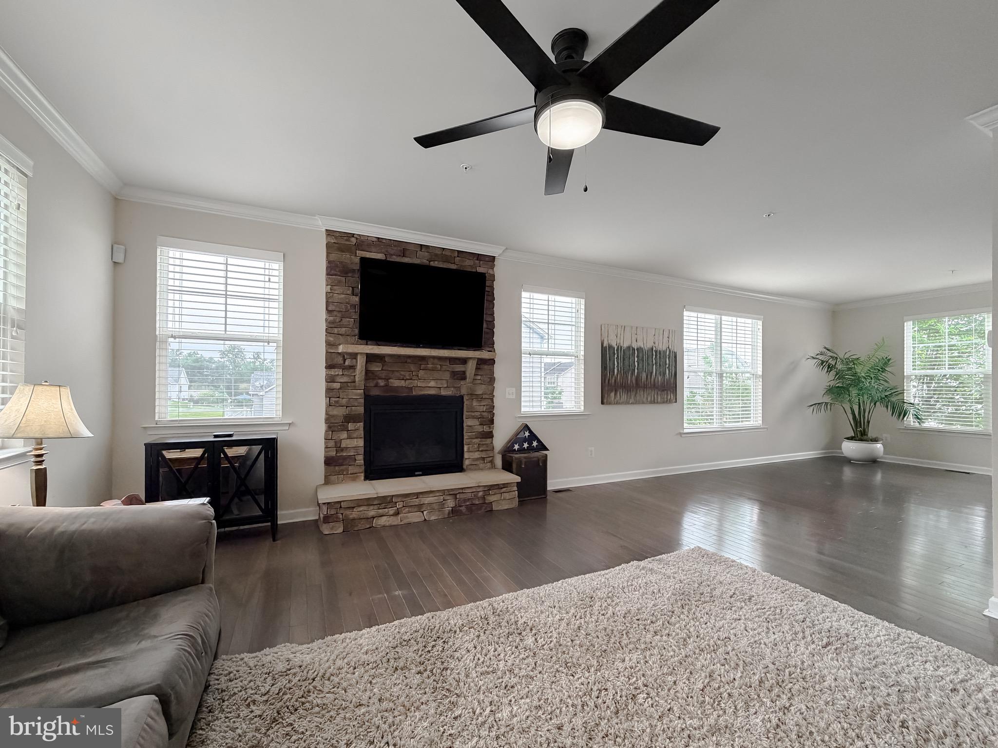 THE WOODS AT MYRTLE POINT - Residential