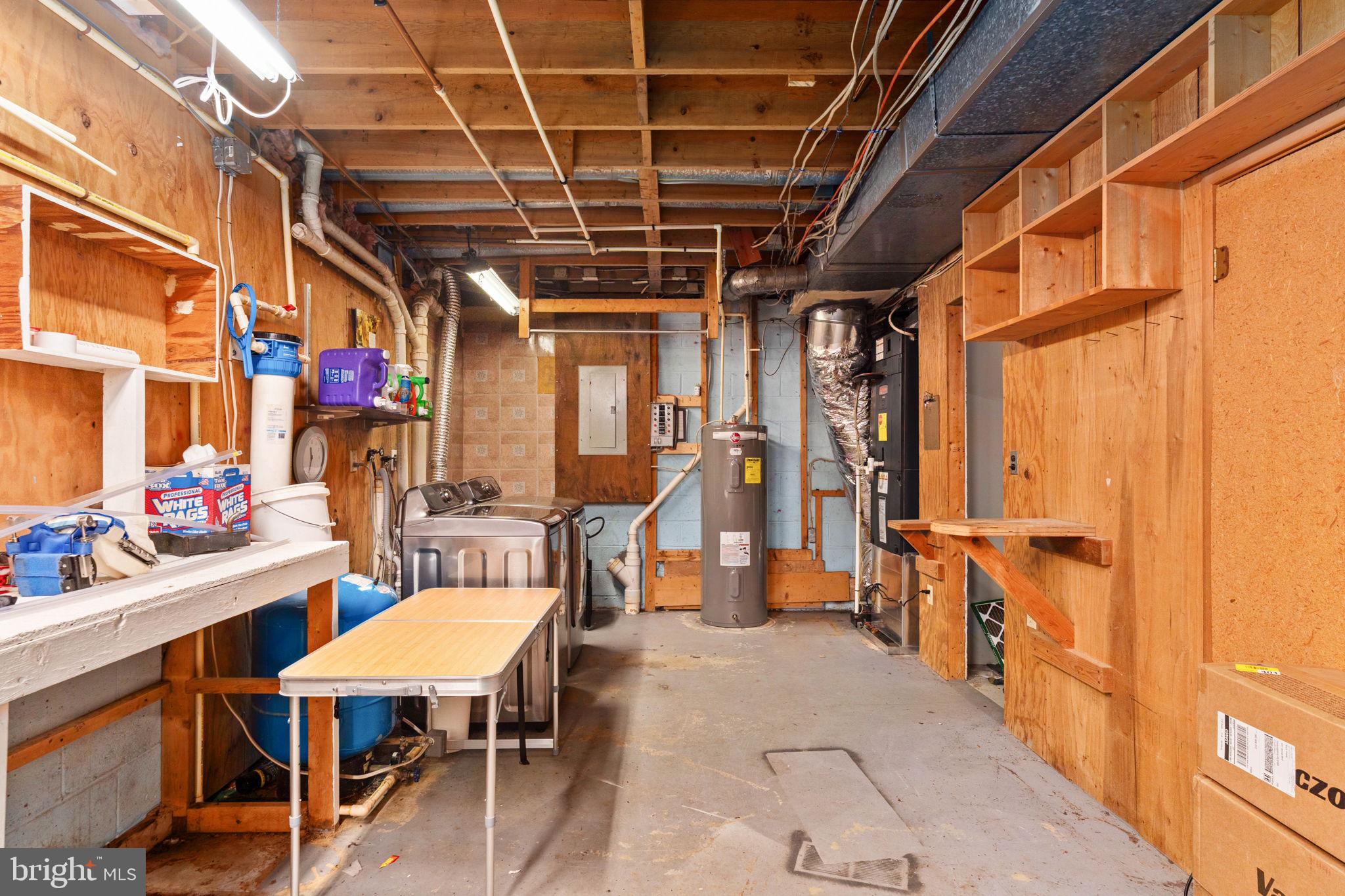 LIVINGSTON - Residential