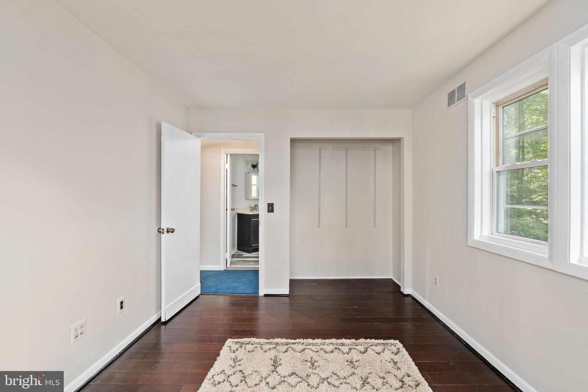 LIVINGSTON - Residential