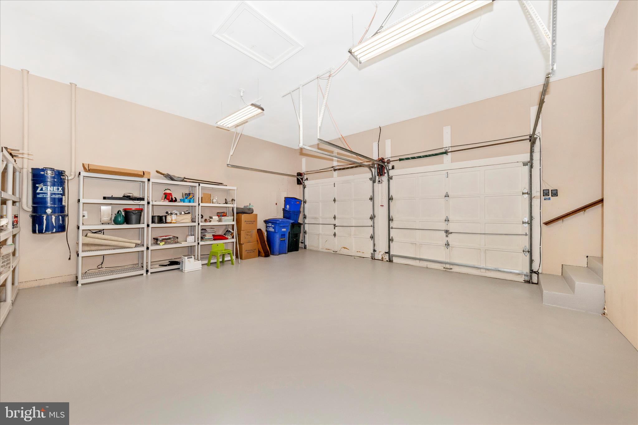 AVENEL - Residential Lease